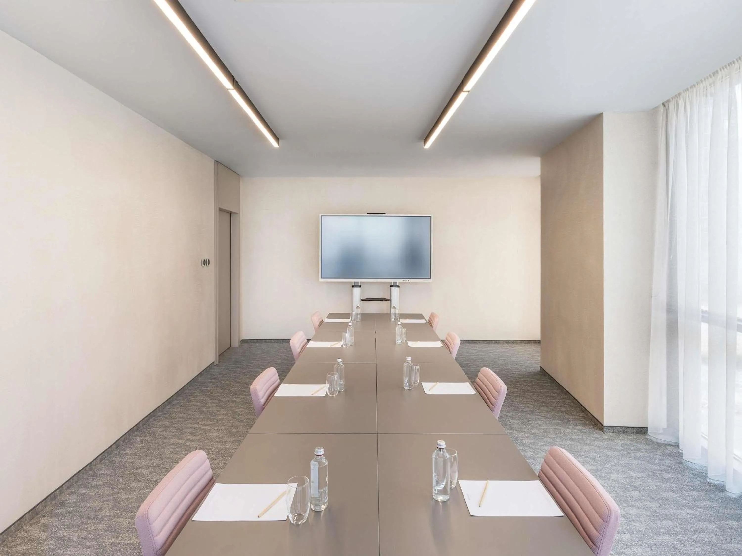Meeting/conference room in Mercure Sofia City