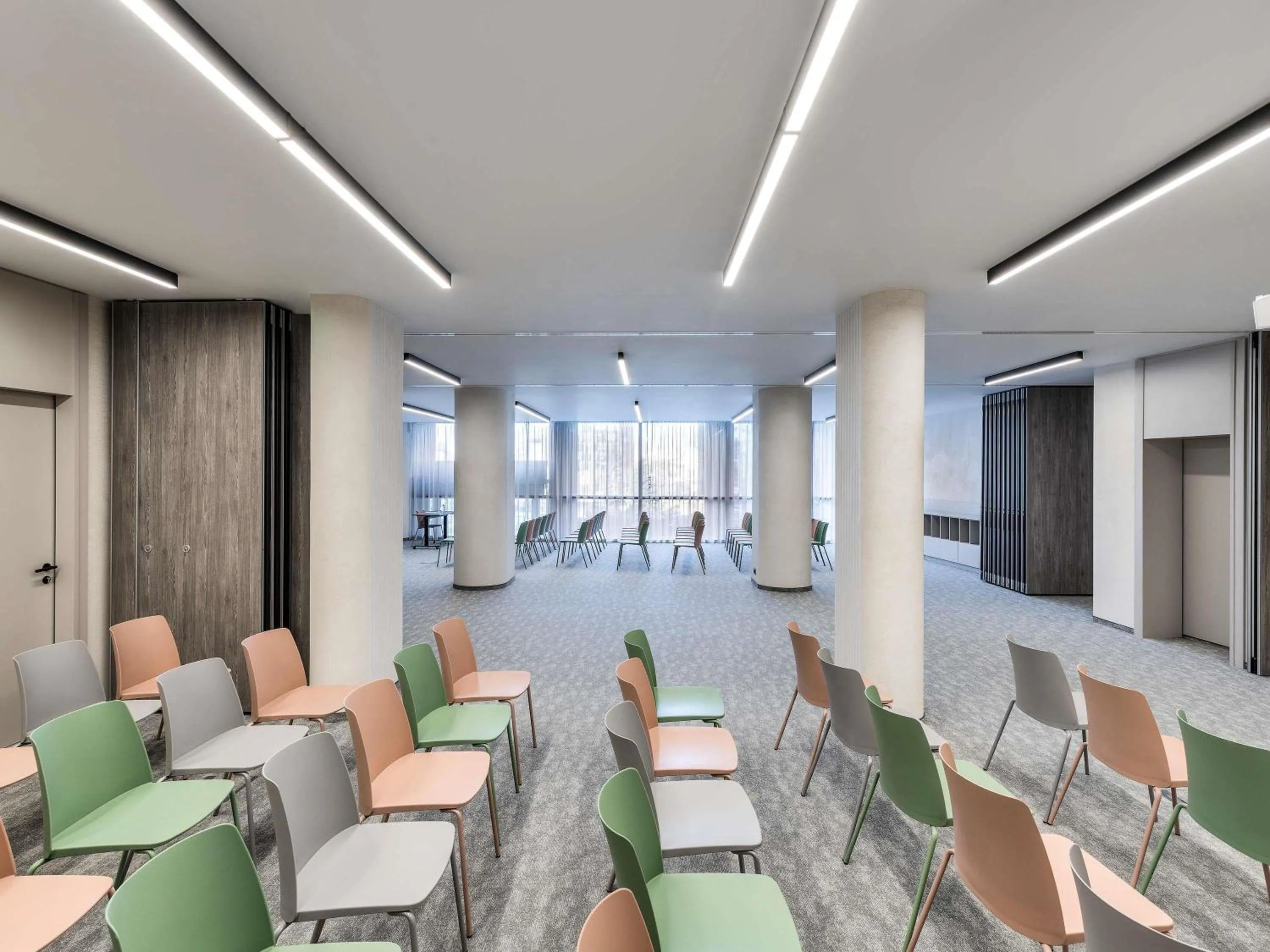 Meeting/conference room in Mercure Sofia City