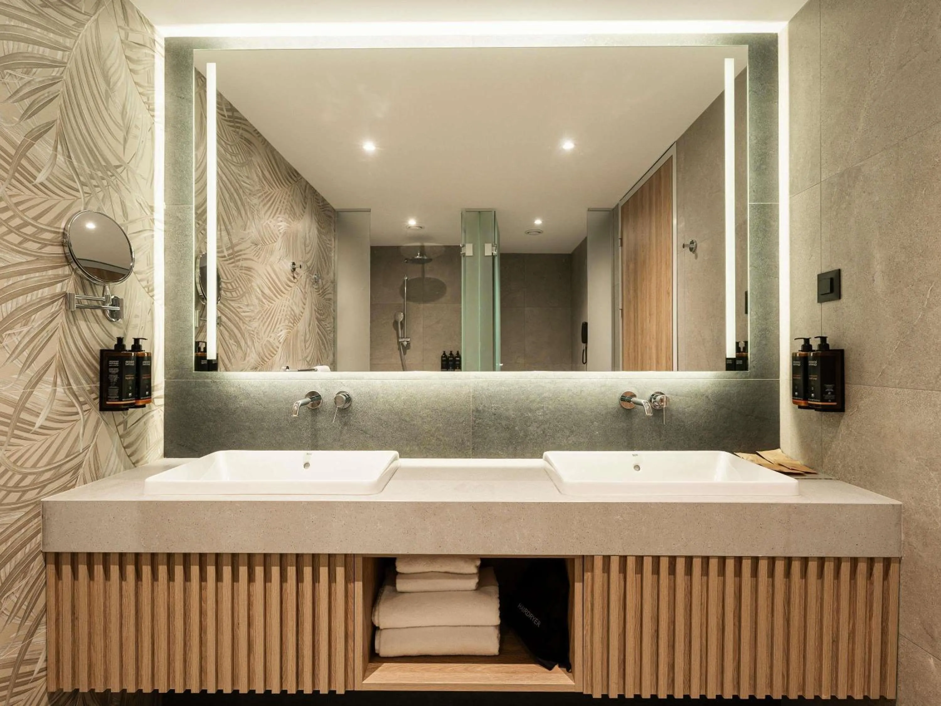 Bedroom in Mercure Sofia City