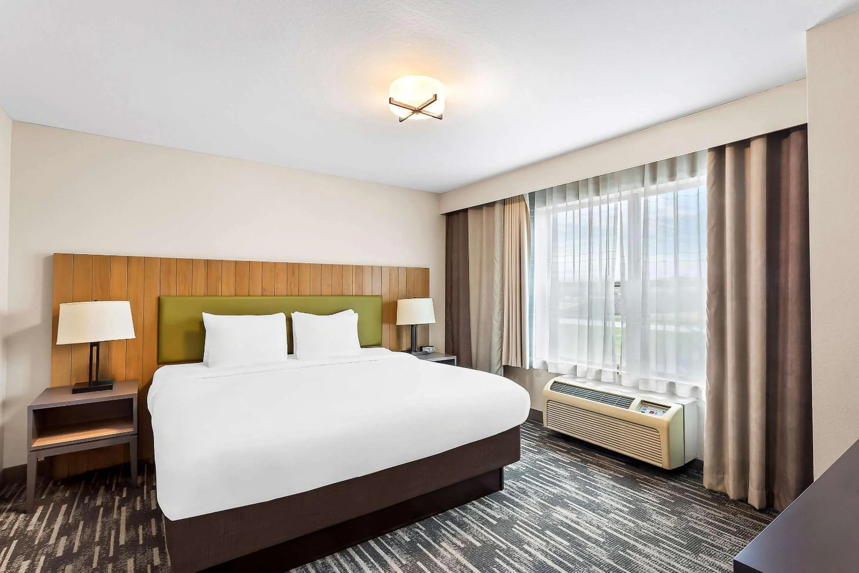 Bedroom, Bed in Country Inn & Suites by Radisson, Portage, IN