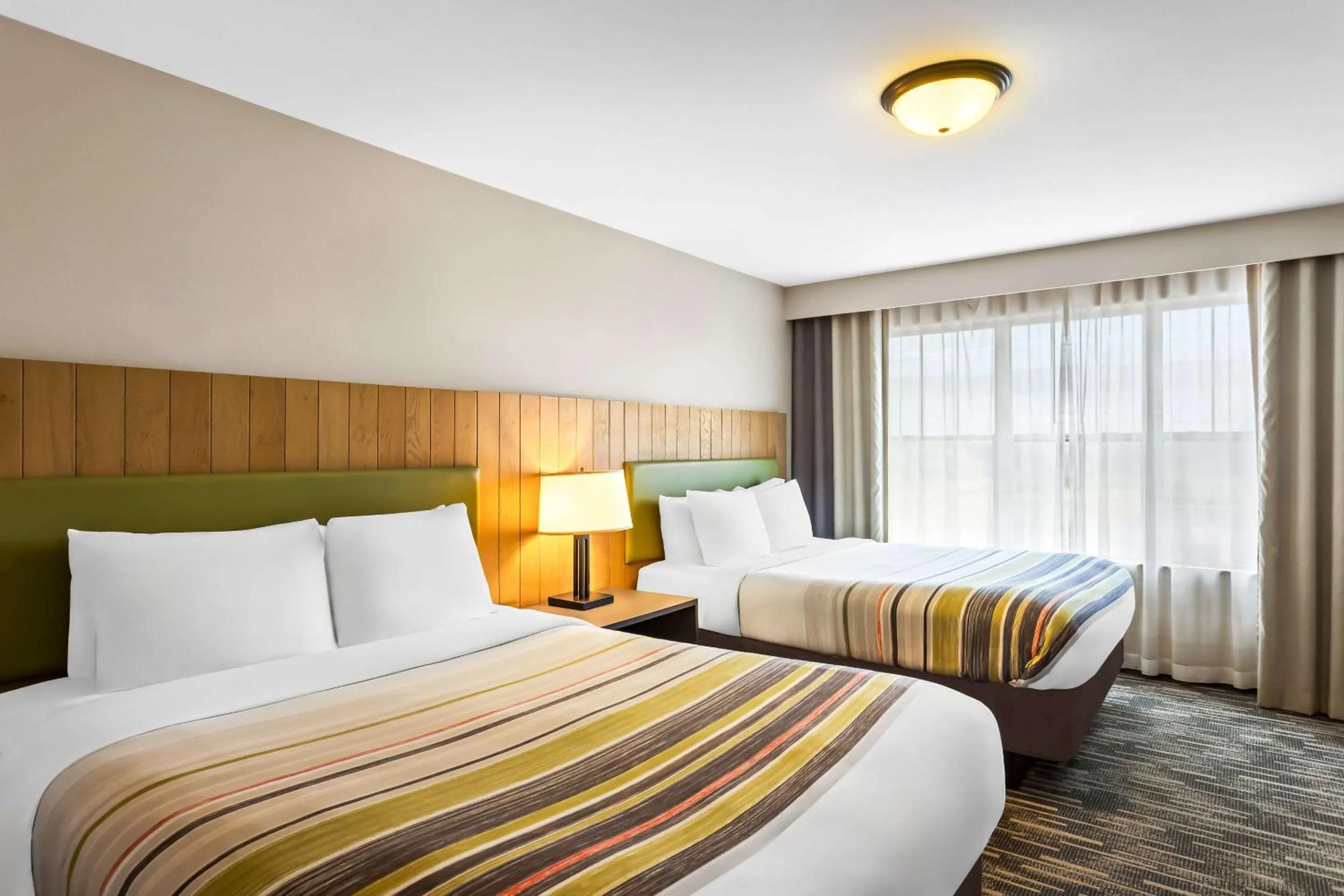 Bedroom, Bed in Country Inn & Suites by Radisson, Portage, IN