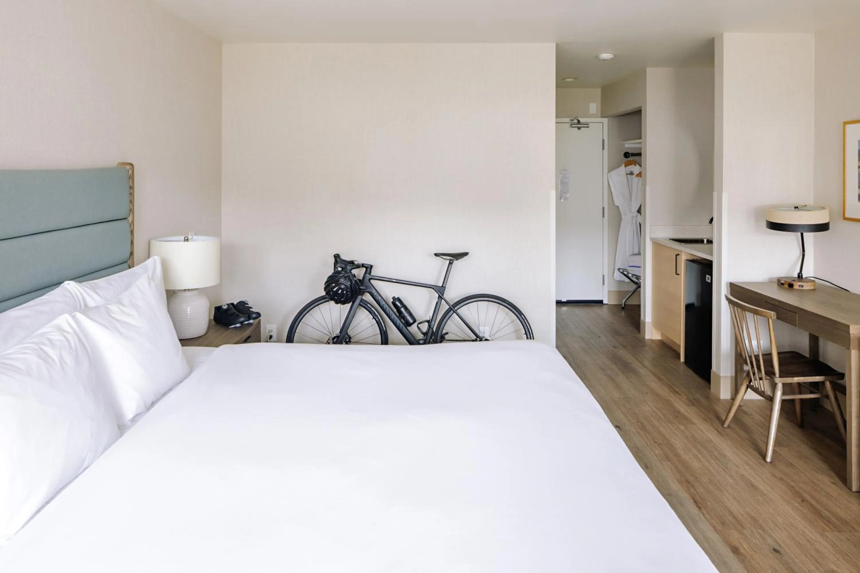 Cycling, Bed in Balcomo, a Ramada by Wyndham