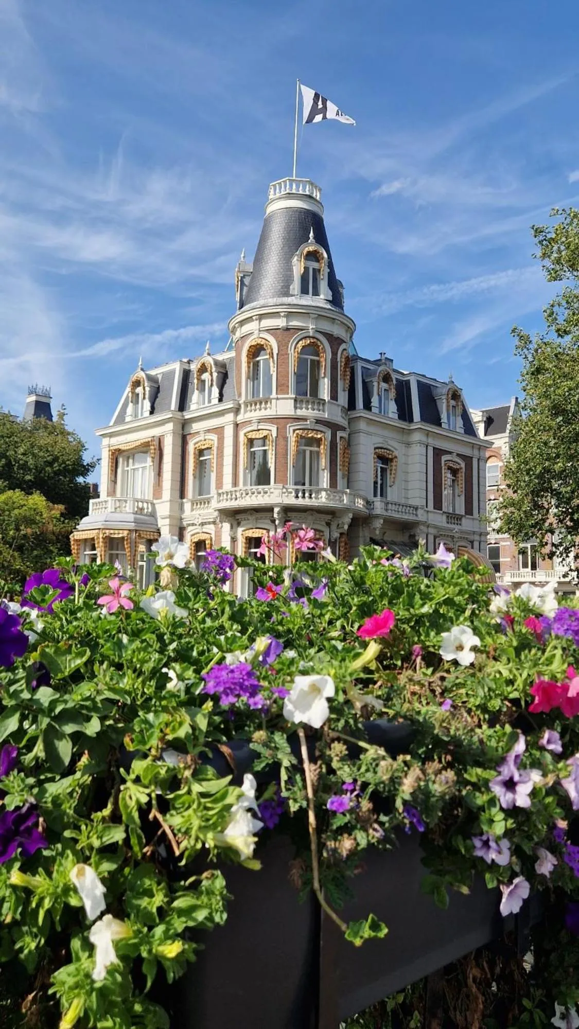 Spring in Canal House The Tannery Amsterdam