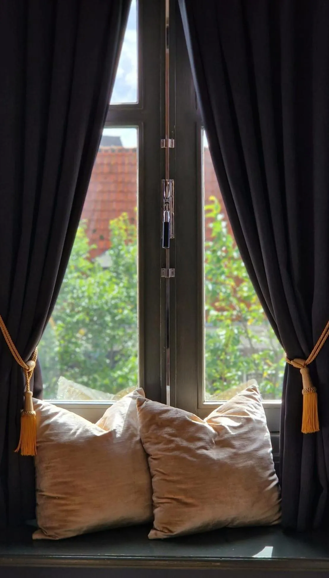Bedroom, Bed in Canal House The Tannery Amsterdam