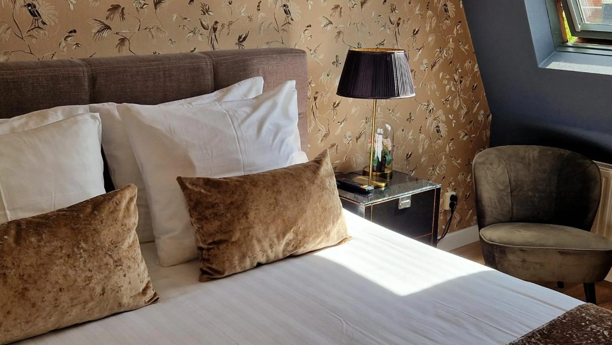 Bed in Canal House The Tannery Amsterdam