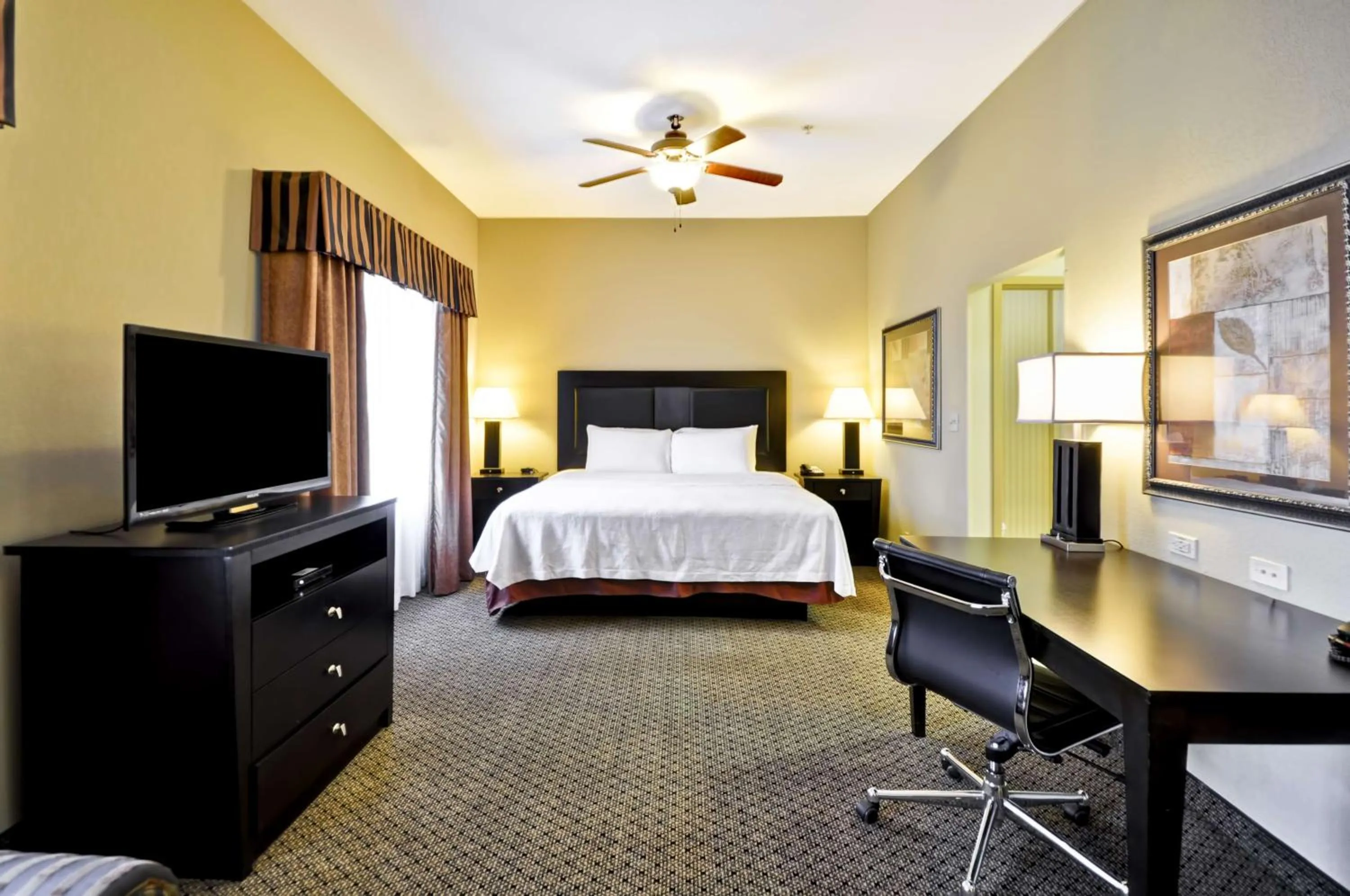 Bed in Homewood Suites by Hilton Tulsa-South