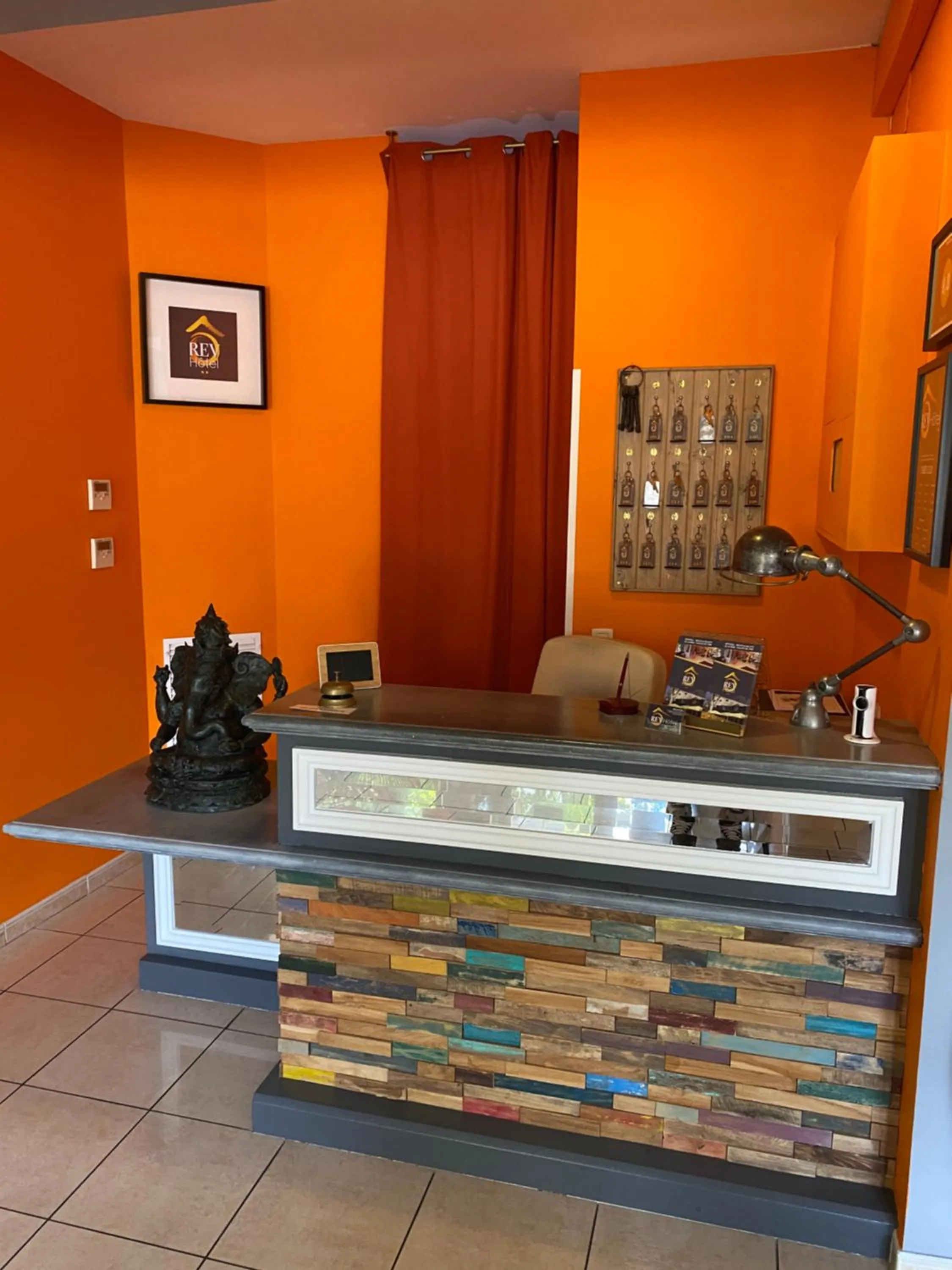Lobby or reception in REV HÔTEL