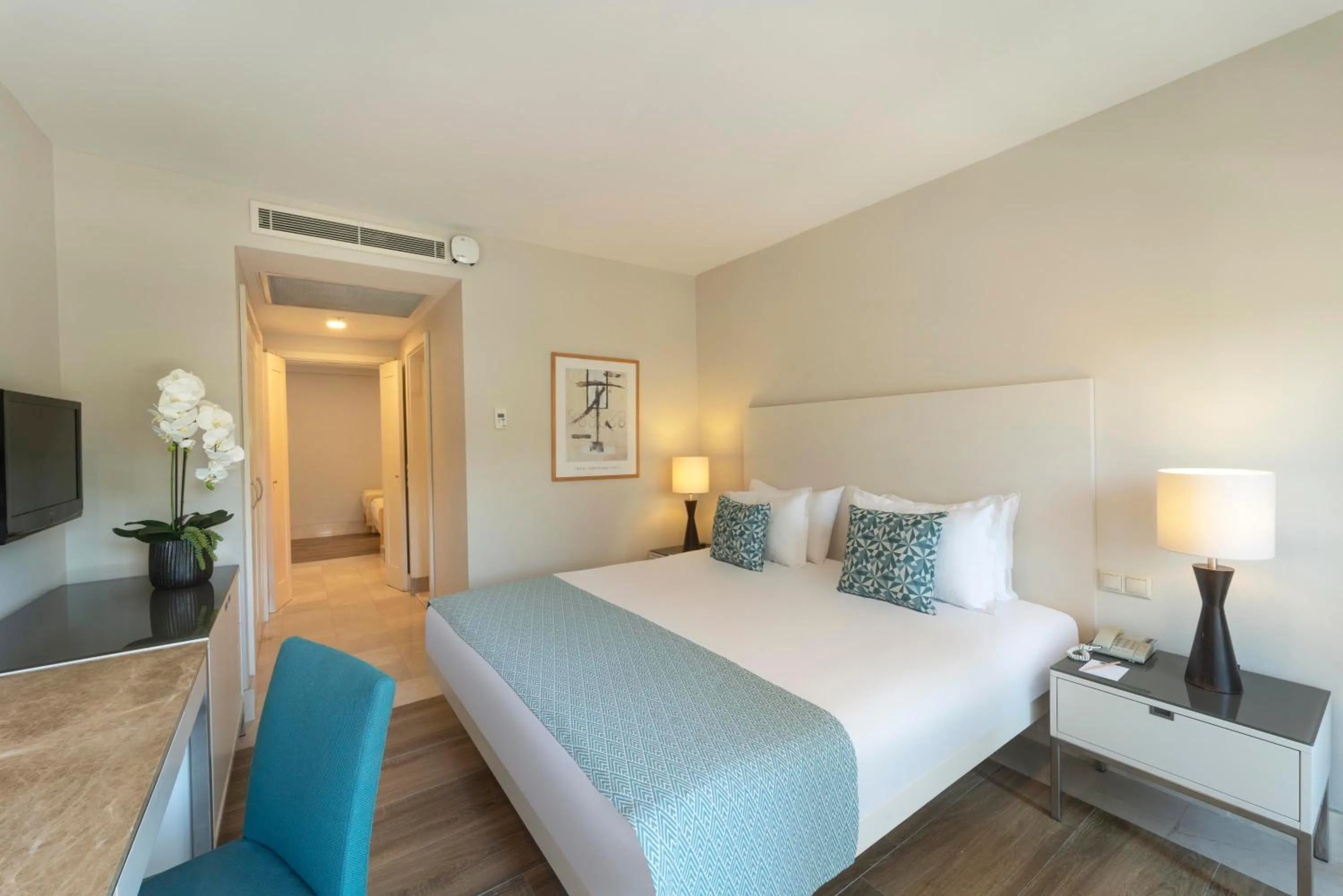 Bed in Xanthe Resort & SPA