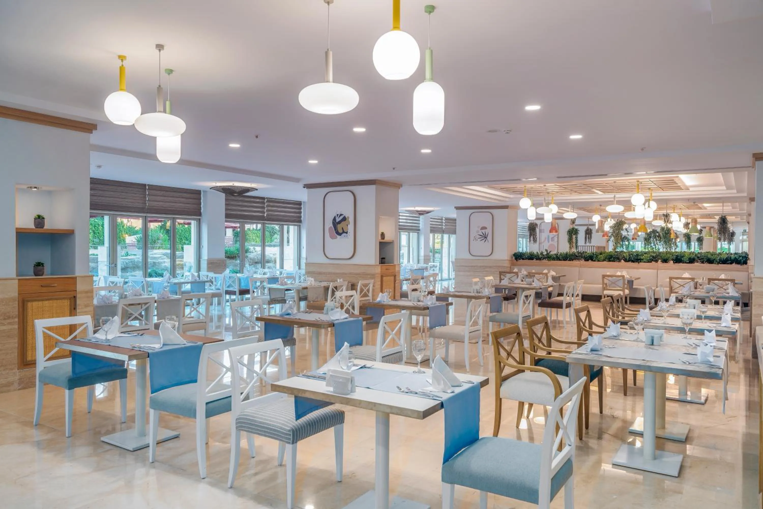 Restaurant/places to eat in Xanthe Resort & SPA