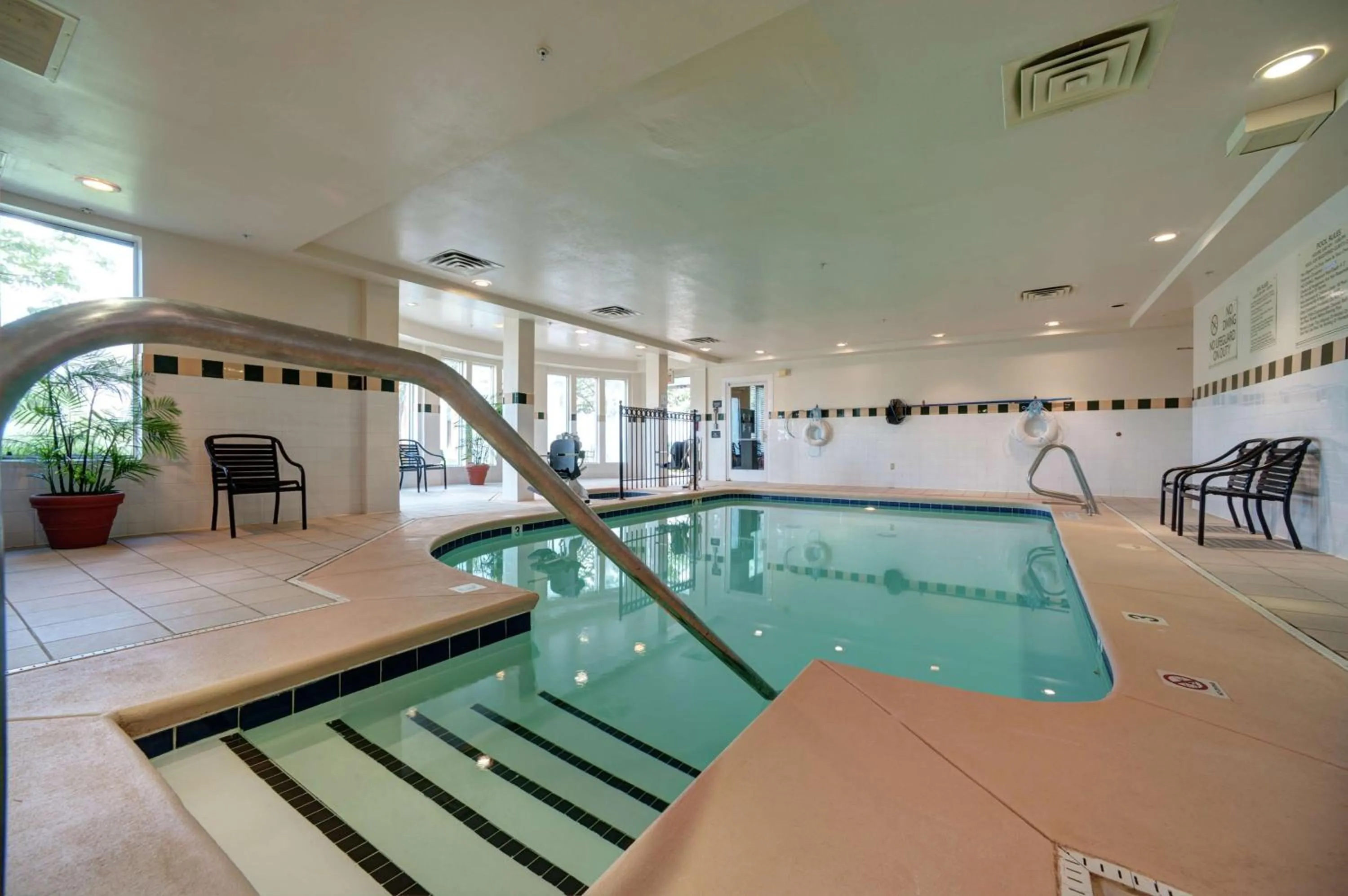 Pool view in Hilton Garden Inn Tulsa Airport