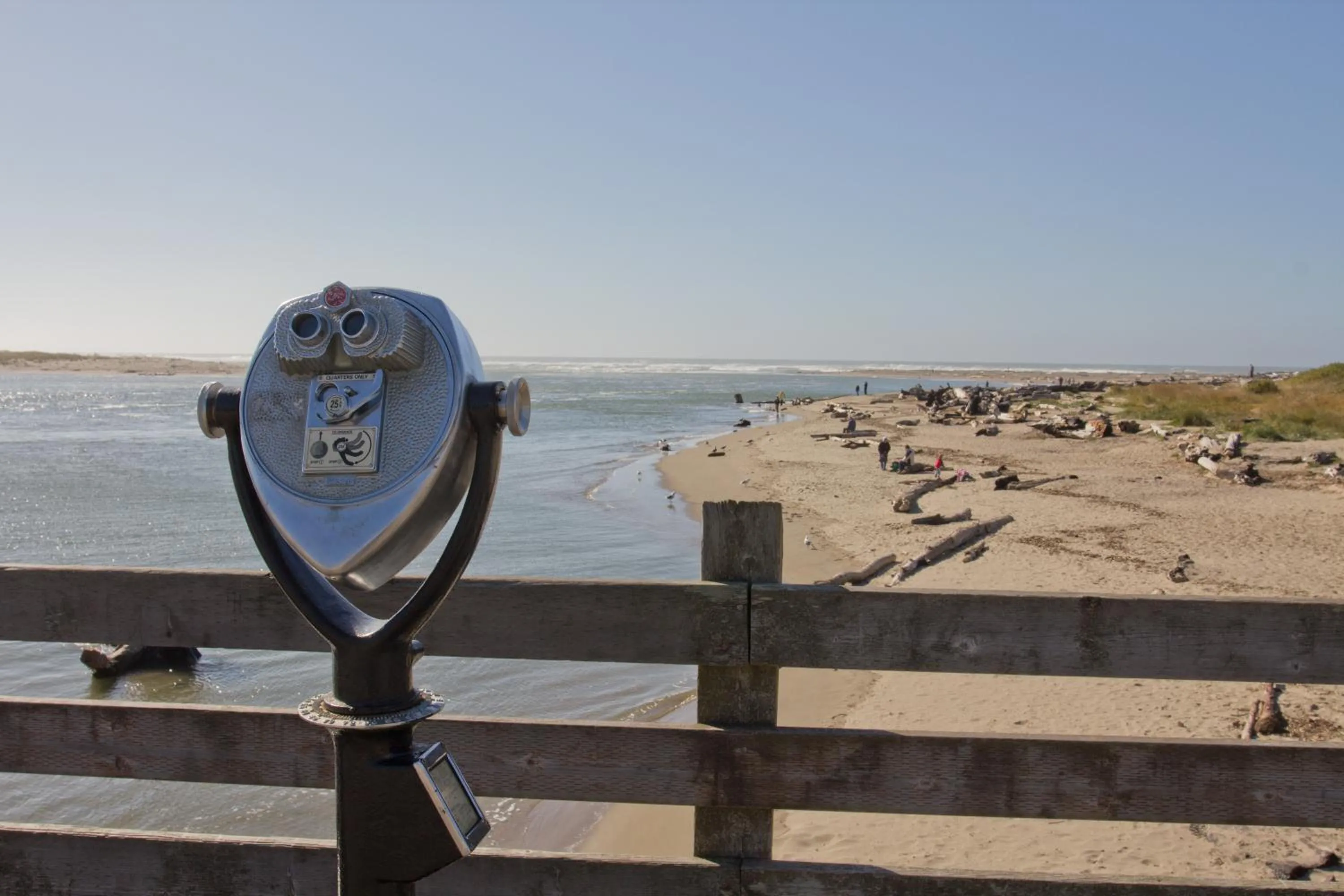Beach in Looking Glass Inn