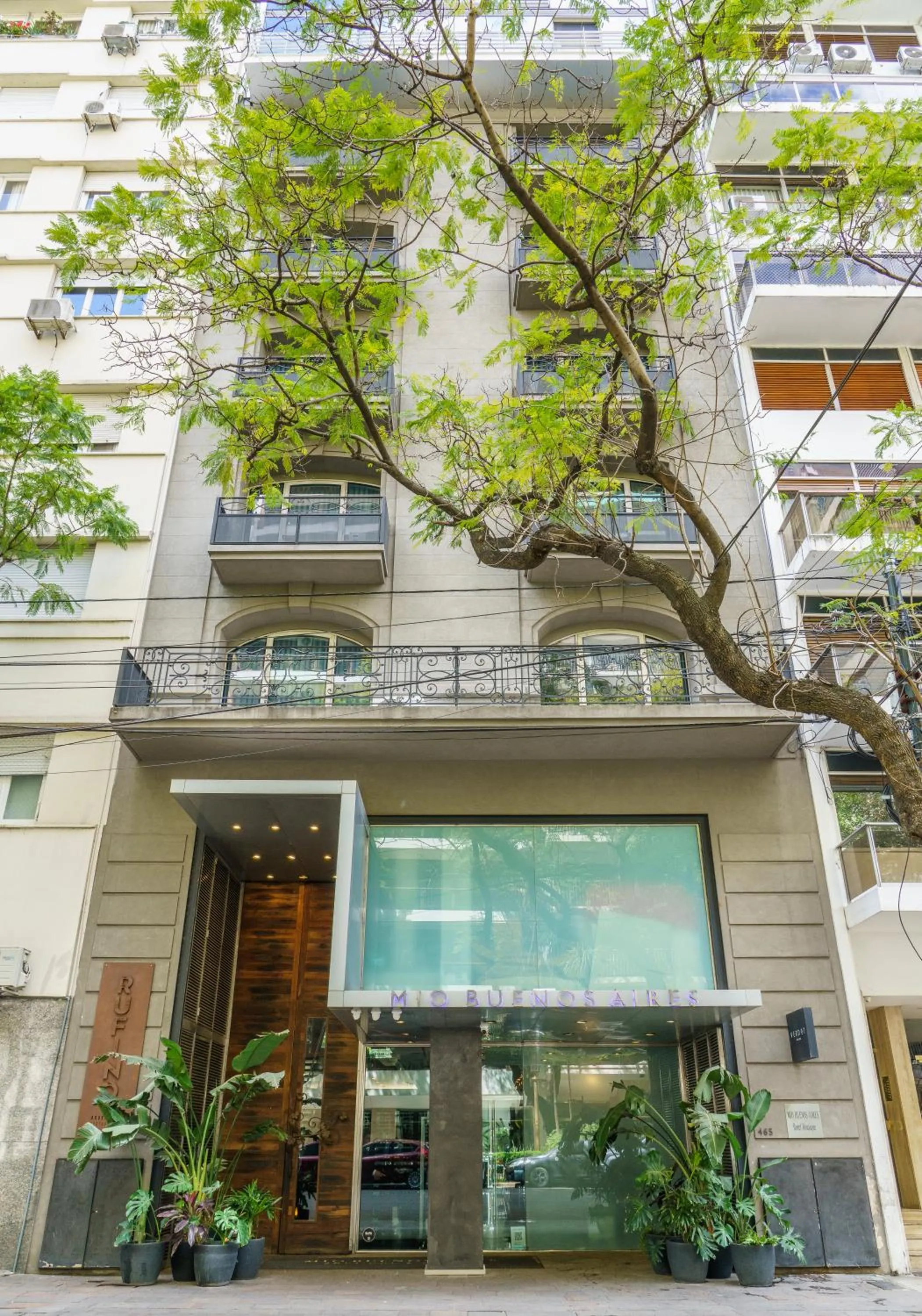 Property building in Mio Buenos Aires