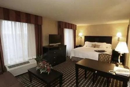 Photo of the whole room, Bed in Hampton Inn & Suites Las Cruces I-25