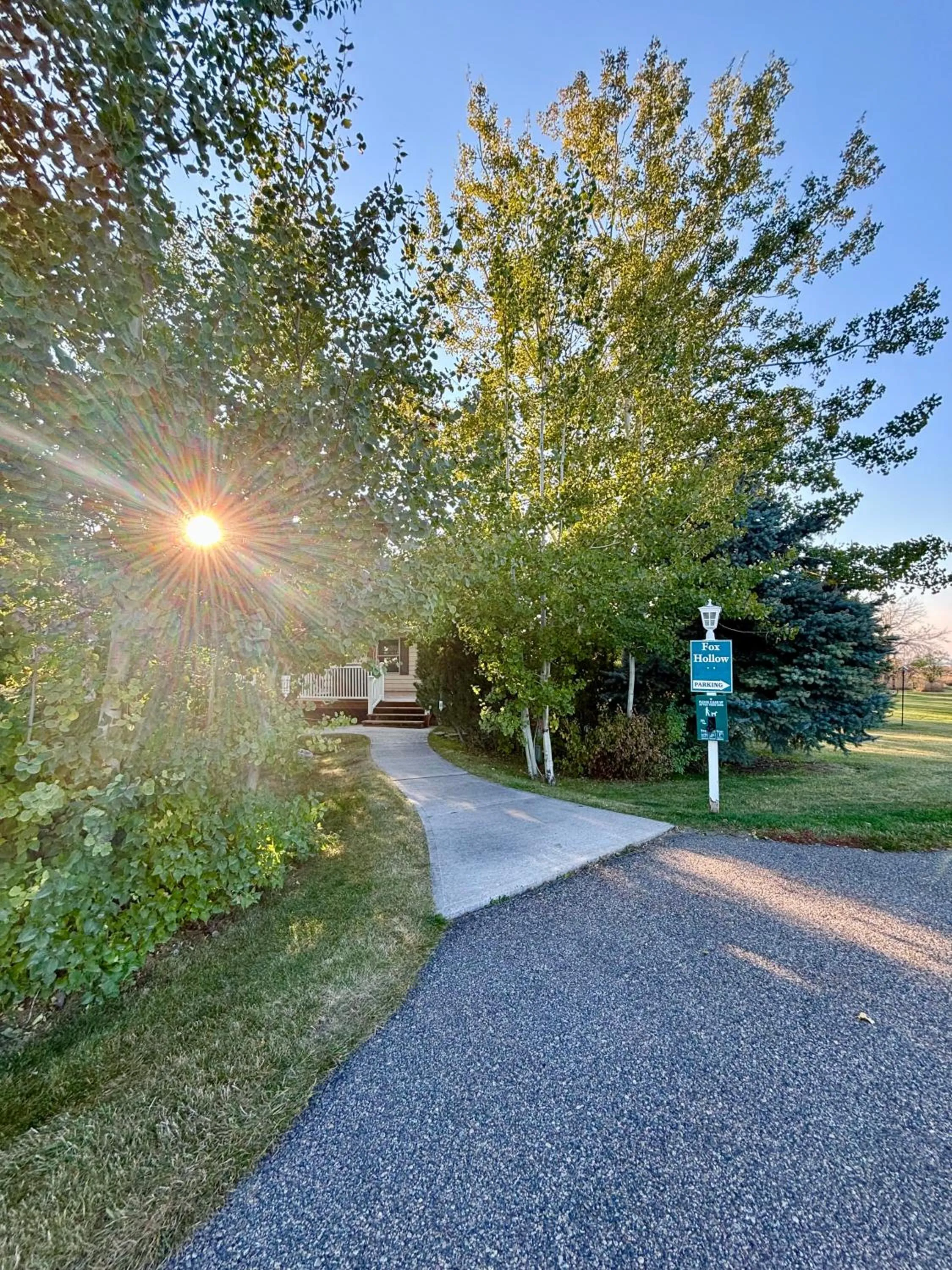 Property building in Fox Hollow Inn