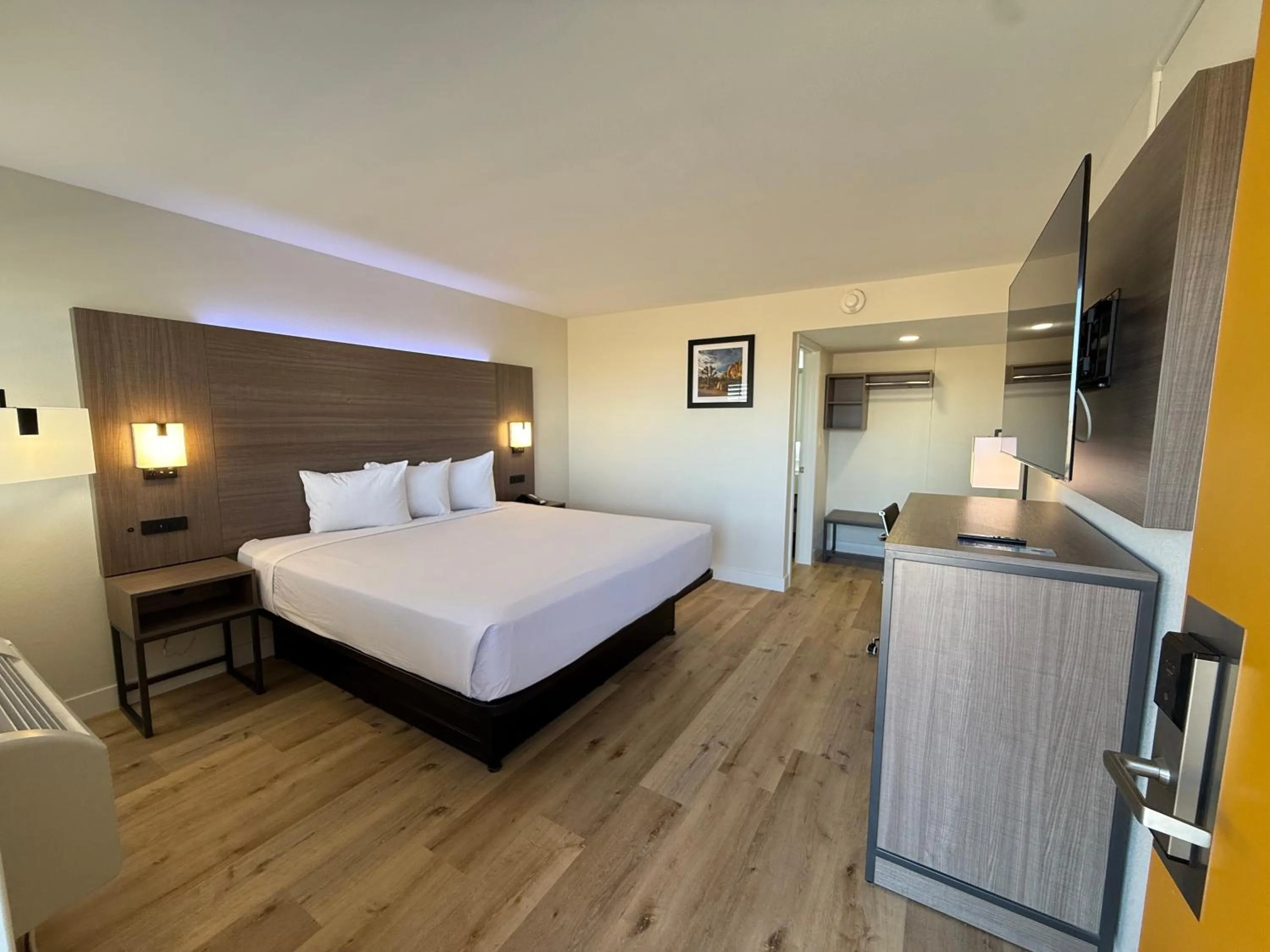 Bed in Travelodge by Wyndham Imperial - El Centro