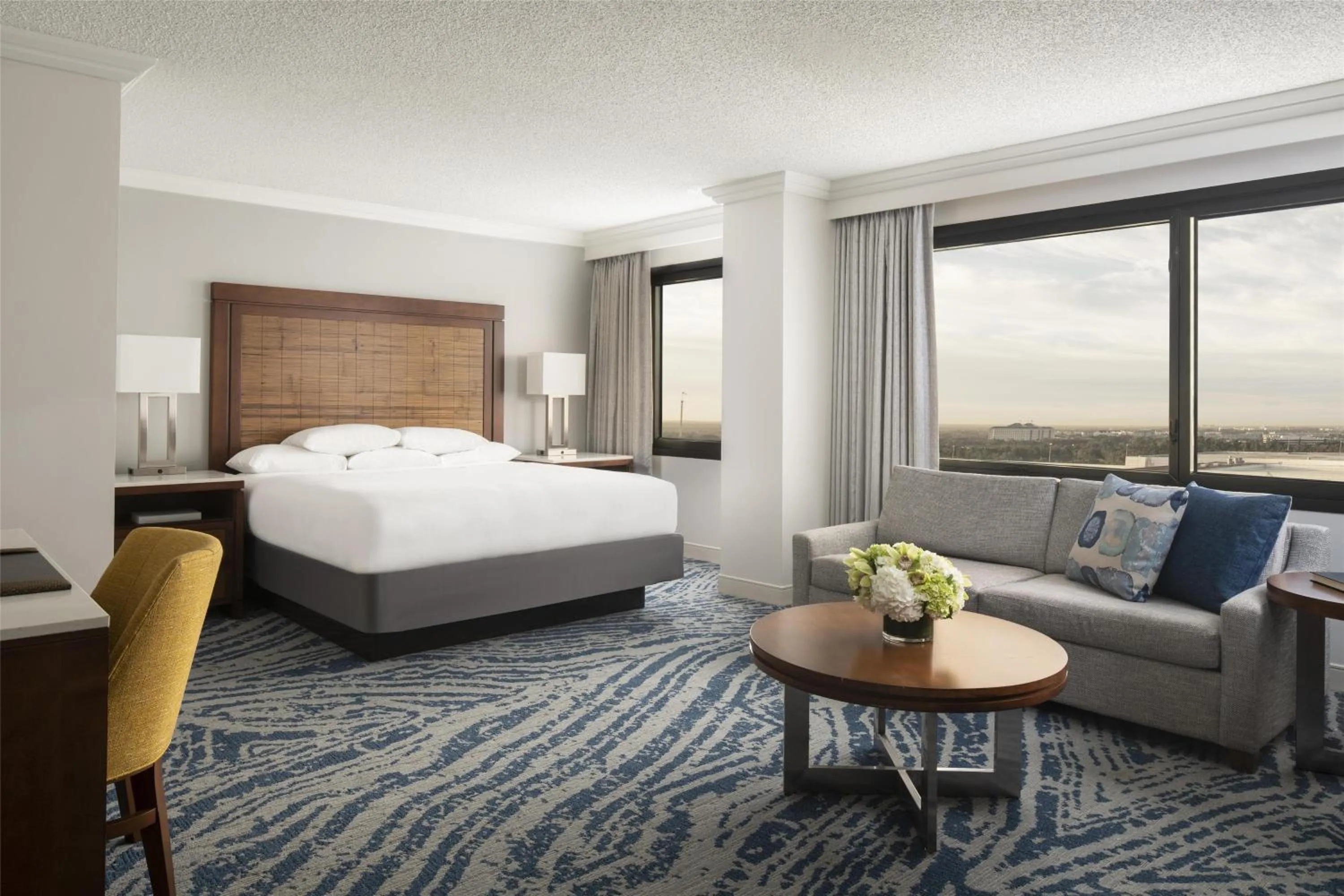 Photo of the whole room, Bed in Hyatt Regency Orlando