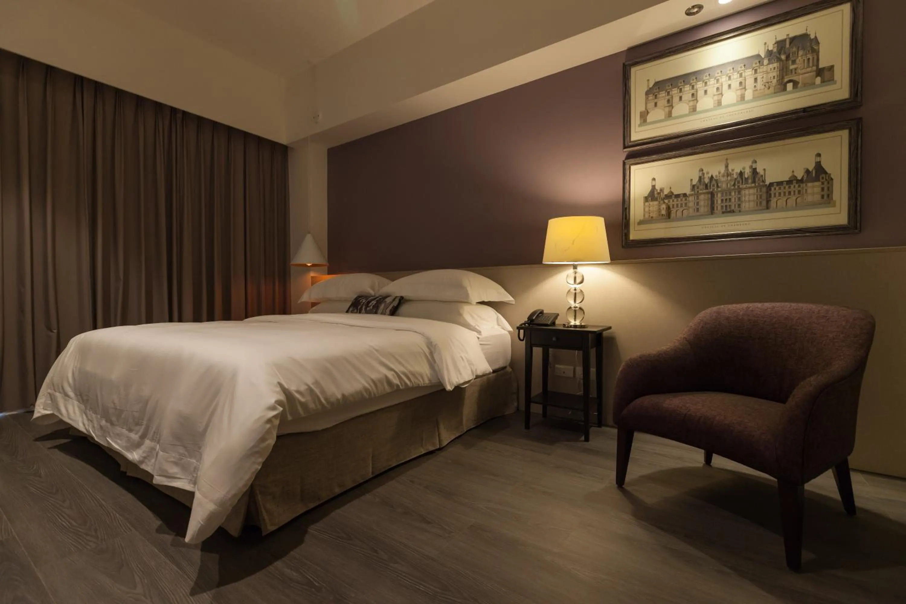 Photo of the whole room, Bed in Buluba-Green Fields