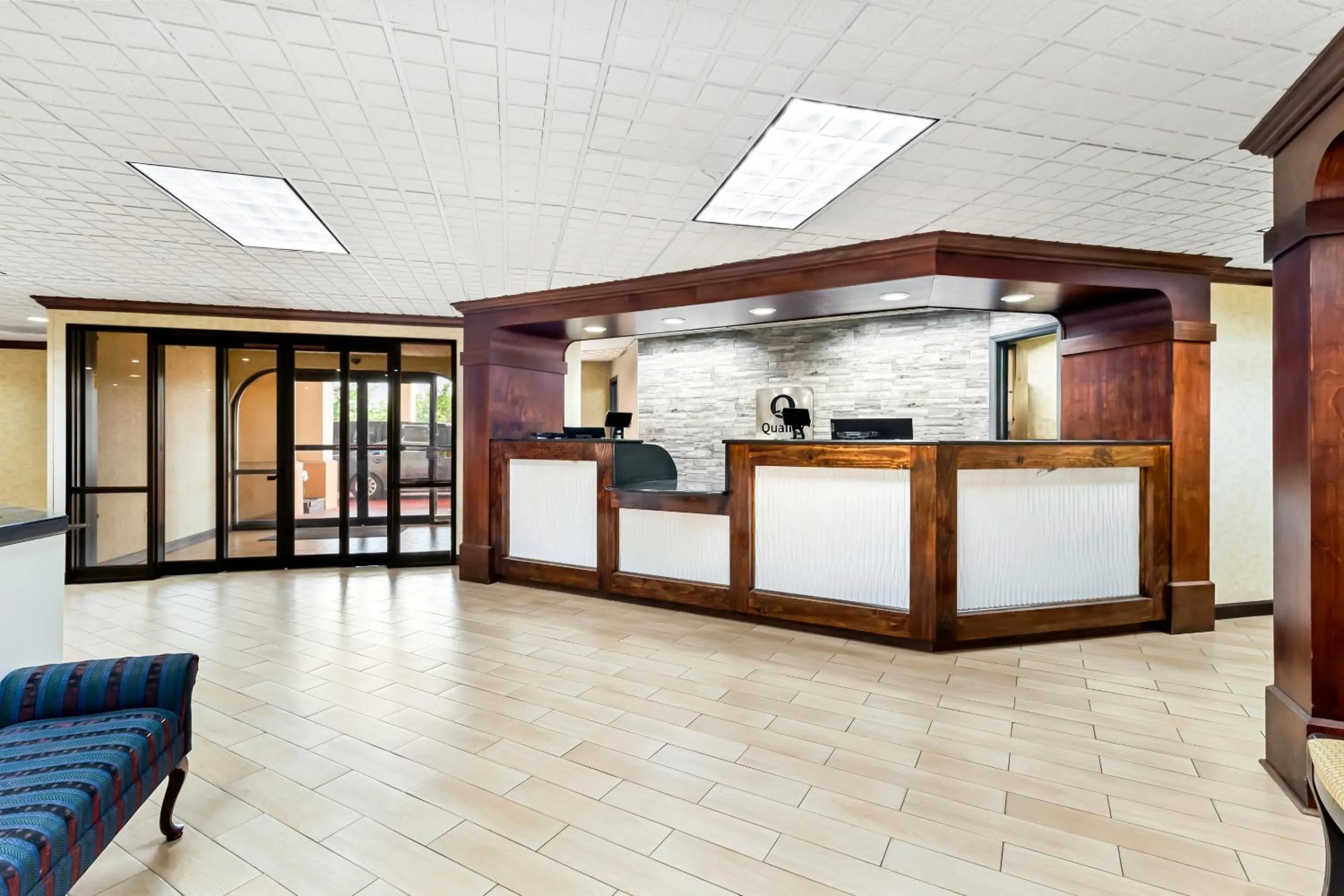 Lobby or reception in Quality Inn & Suites Florence Civic Center