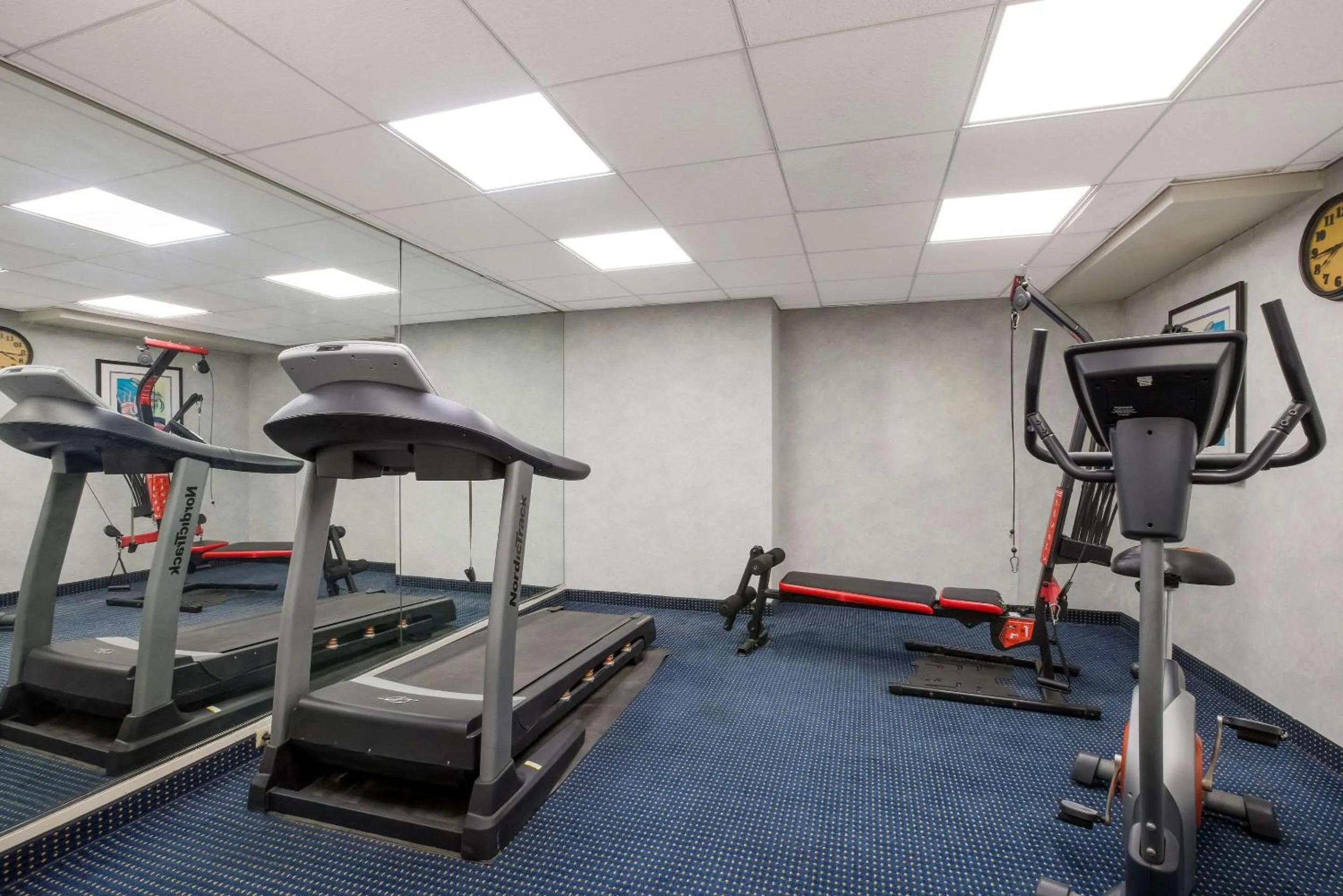 Fitness centre/facilities in Quality Inn Near Princeton