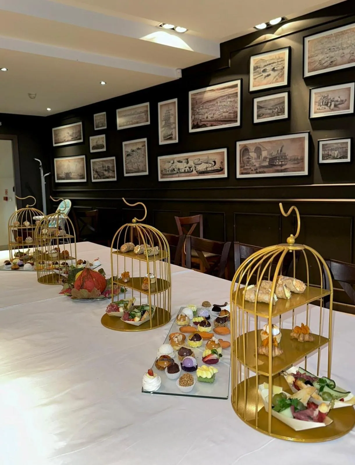 Panorama Hotel - Free EV Charging Station