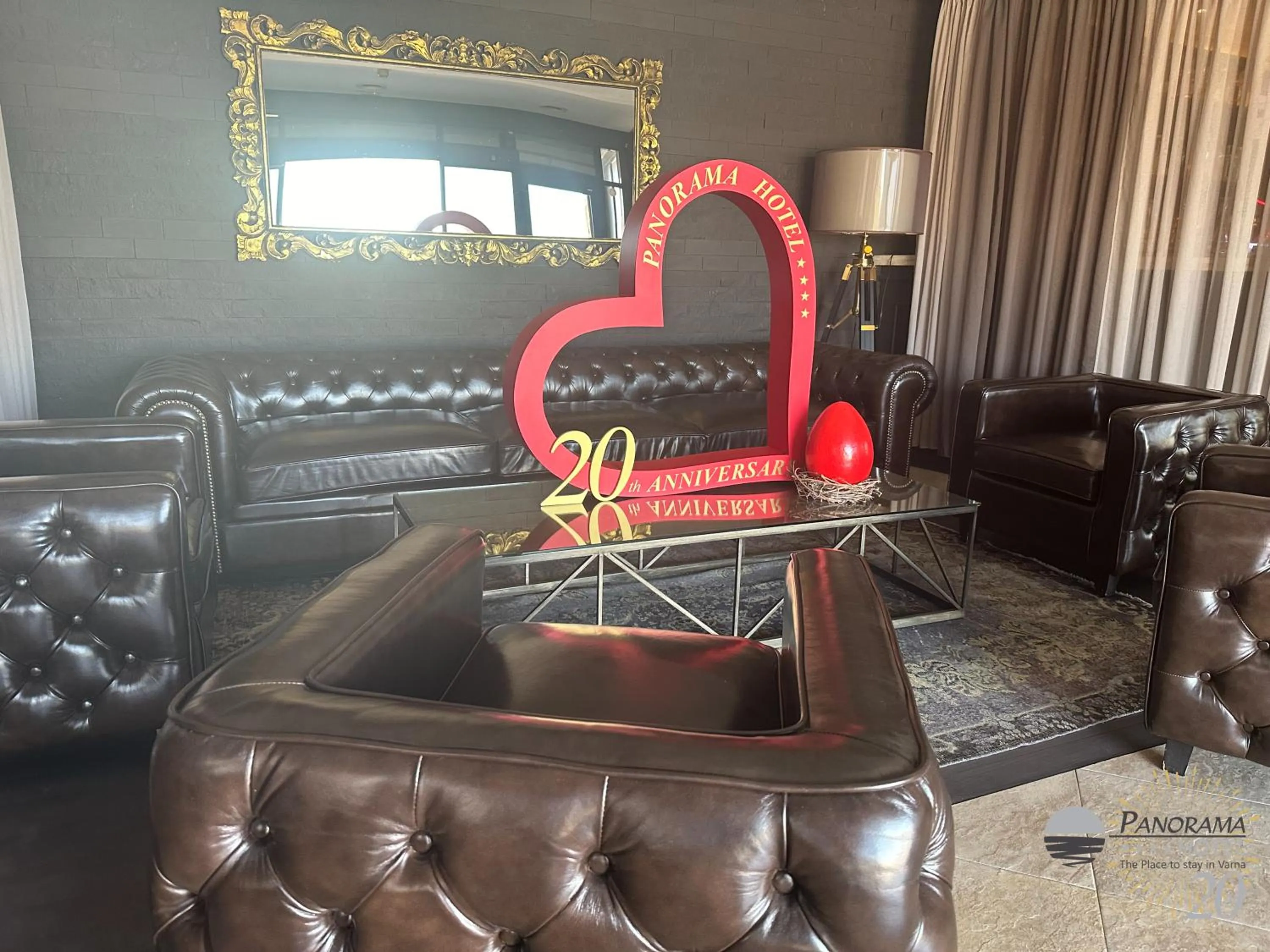 Panorama Hotel - Free EV Charging Station