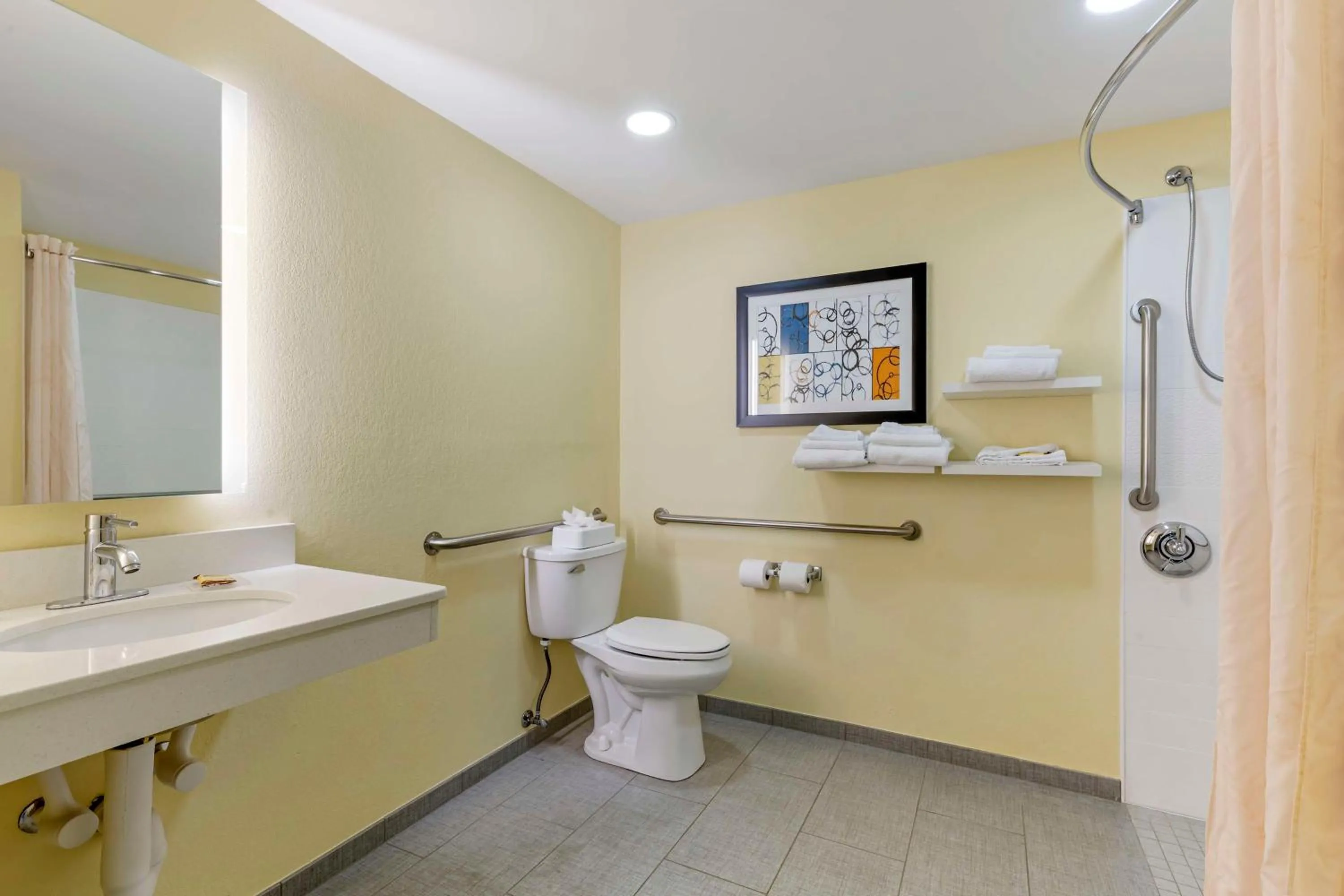 Bathroom in Best Western Plus North Shore Hotel