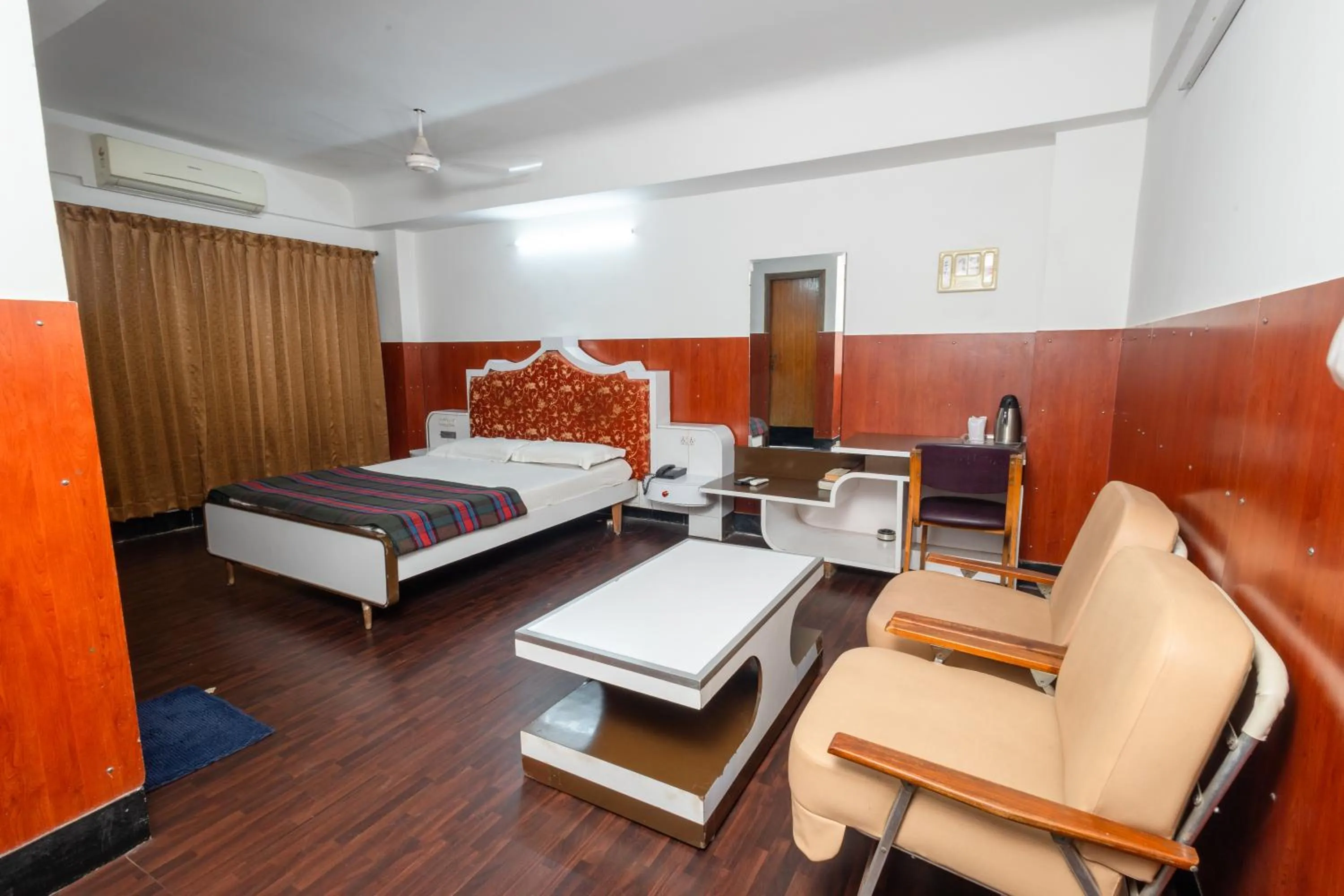Bed in Hotel Srilakshmi