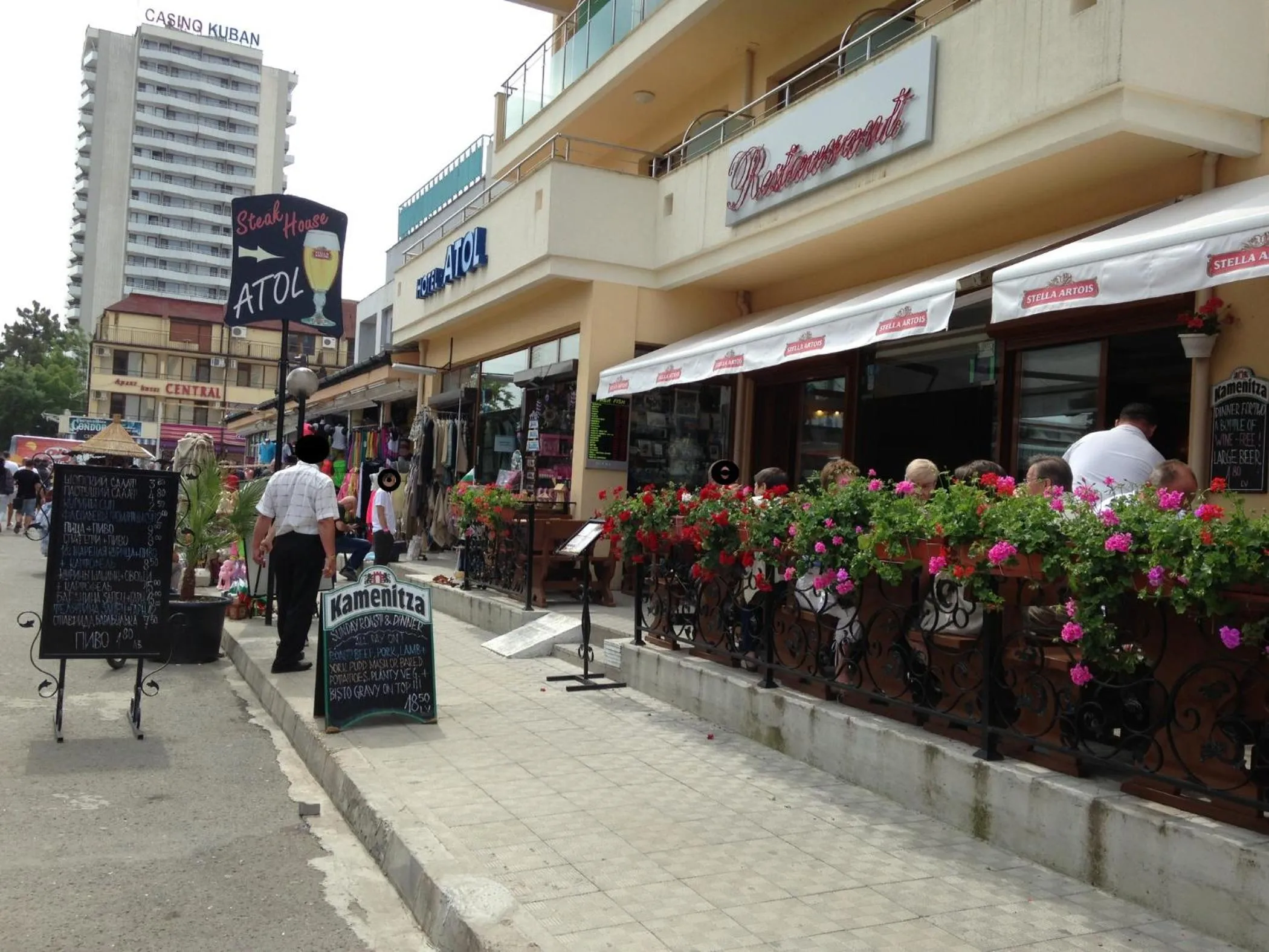Facade/entrance in Hotel Atol