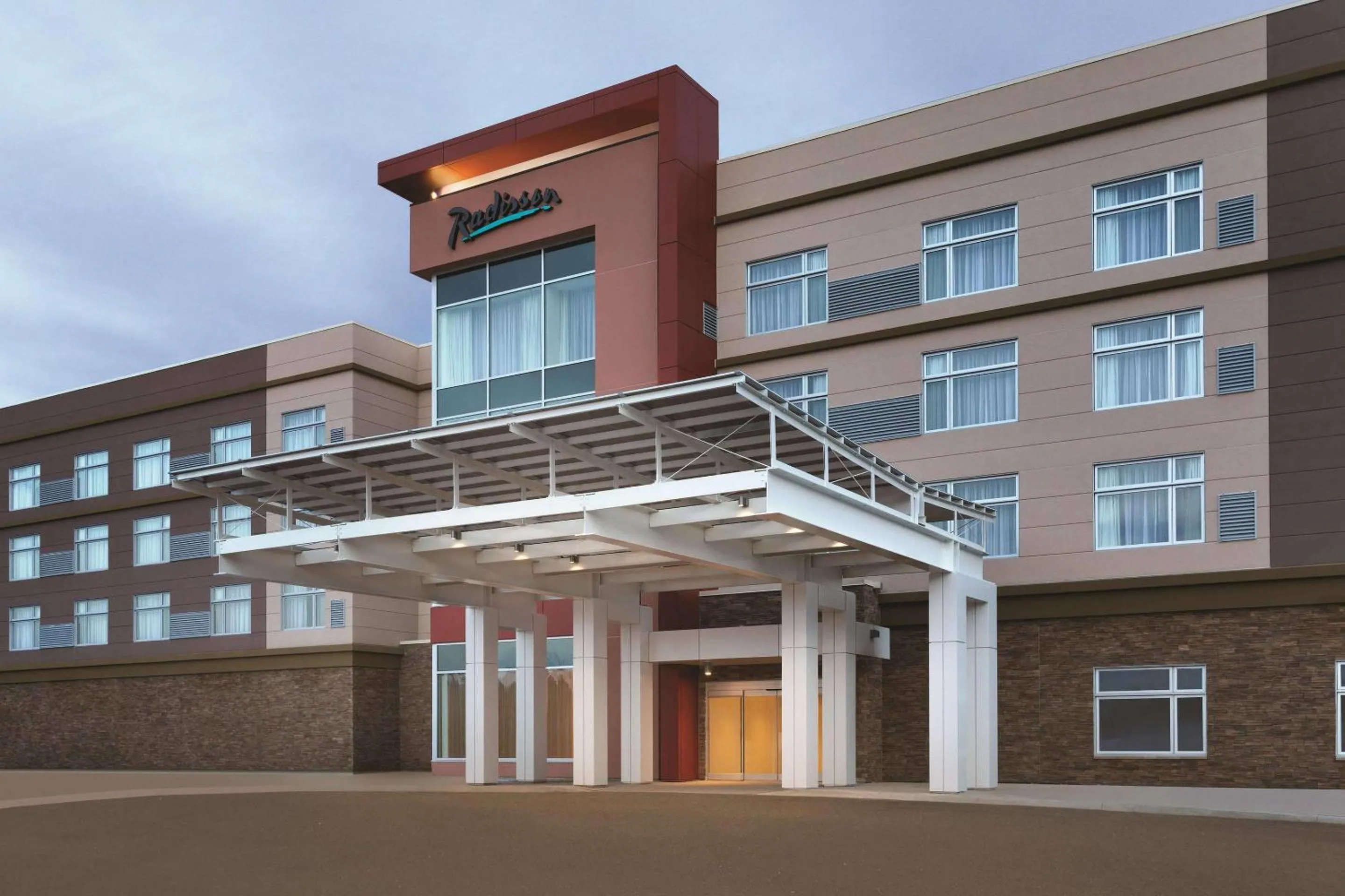 Property building in Radisson Kingswood Hotel & Suites, Fredericton