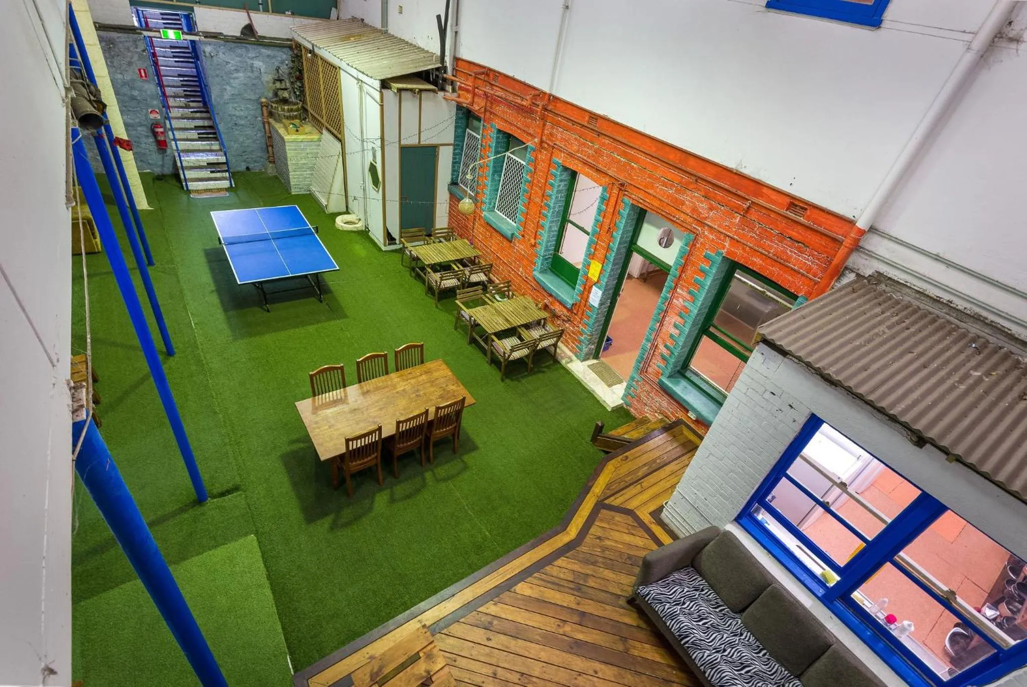 1849 Backpackers Albany