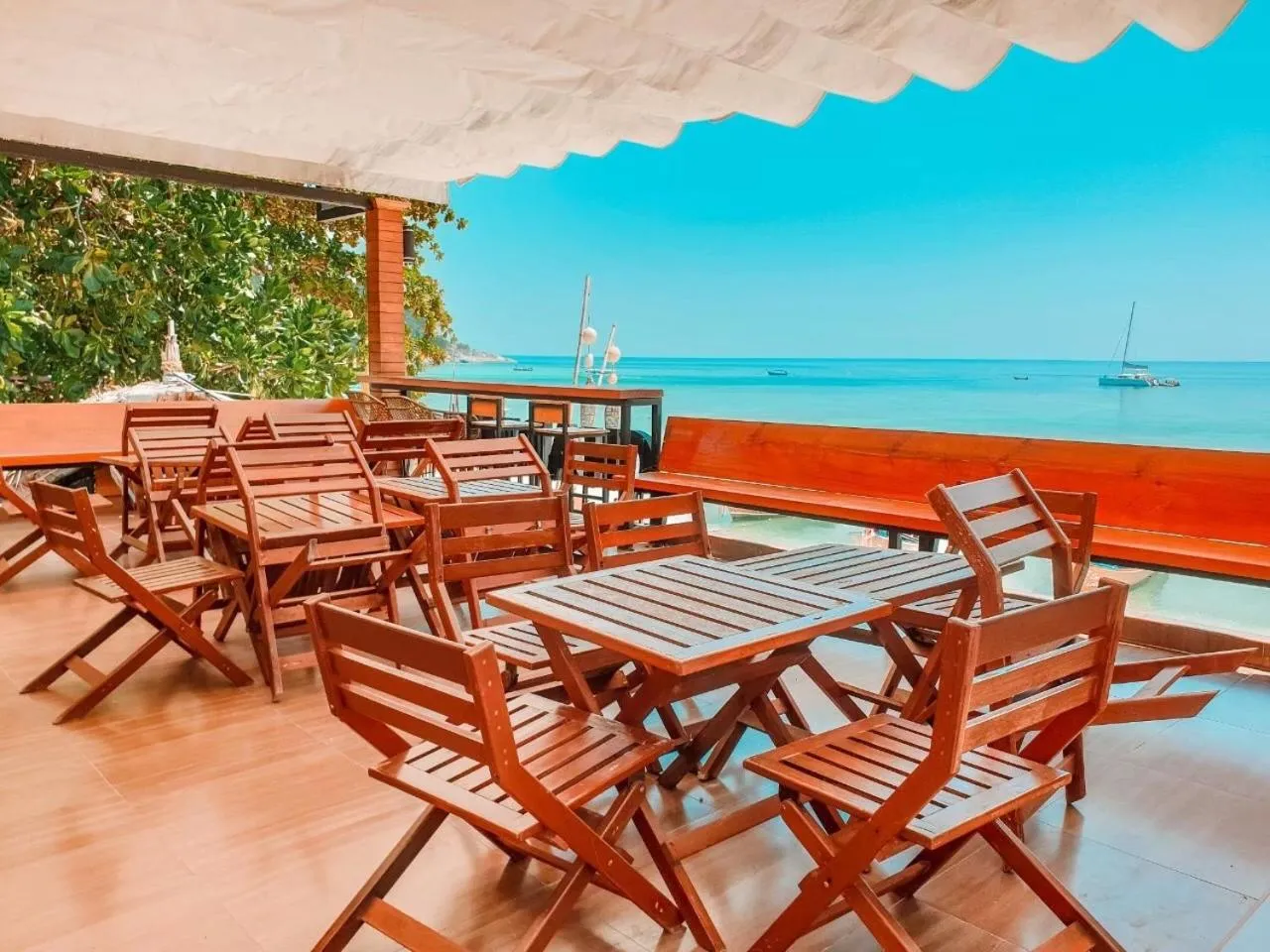 Day in Charming Lipe Beach Resort