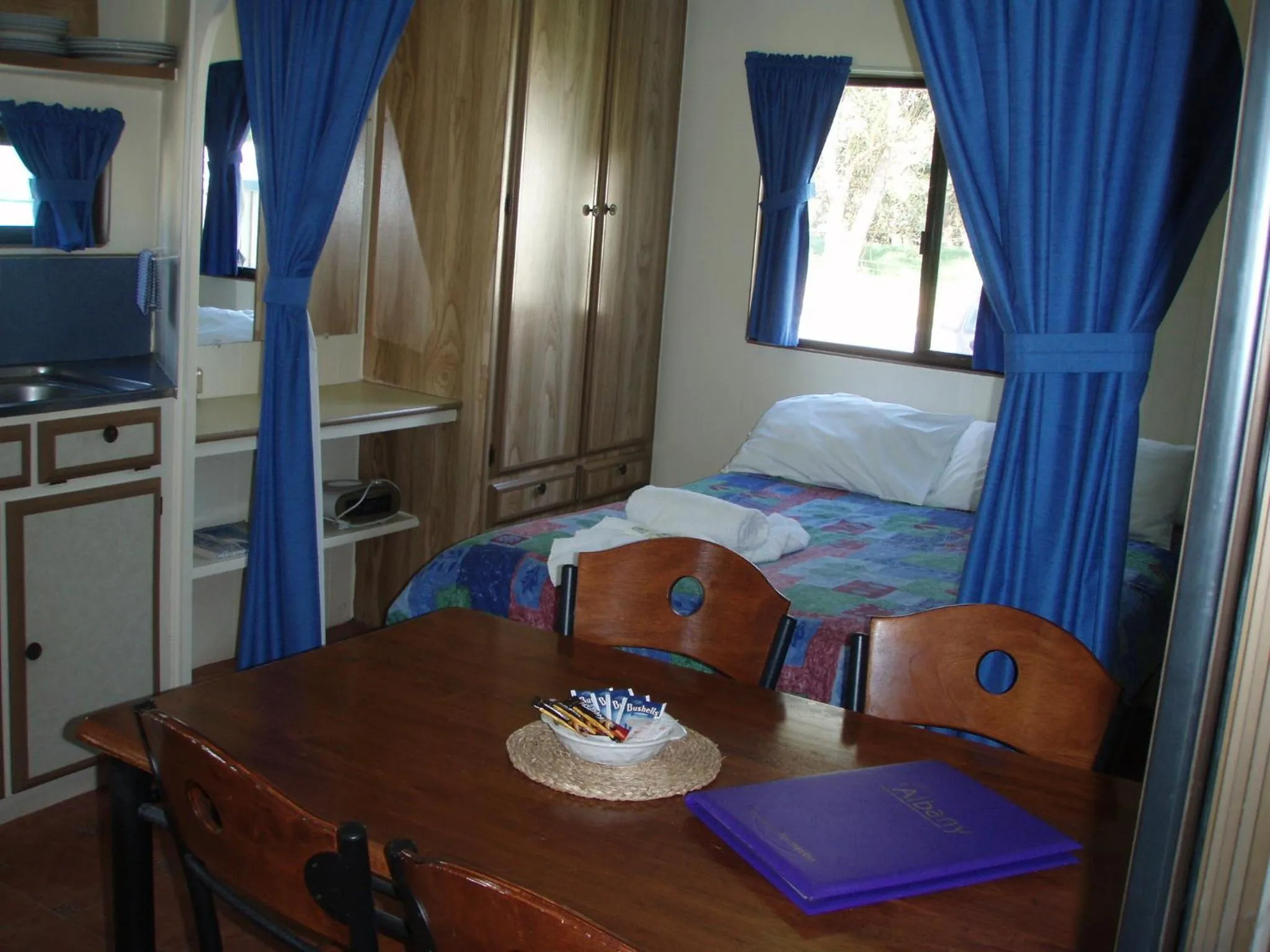 Photo of the whole room, Bed in Albany Holiday Park