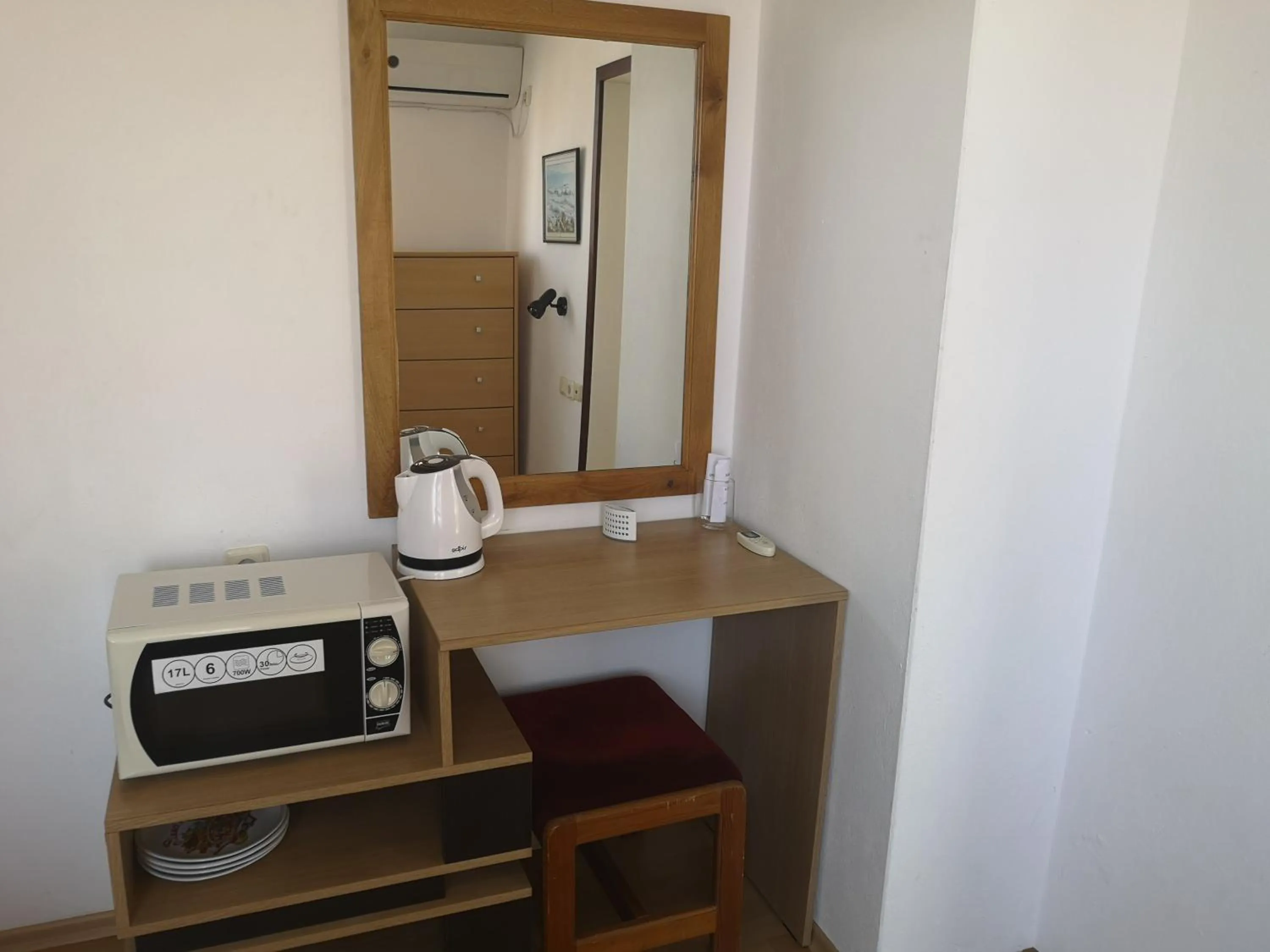 Coffee/tea facilities in Family Hotel Verona