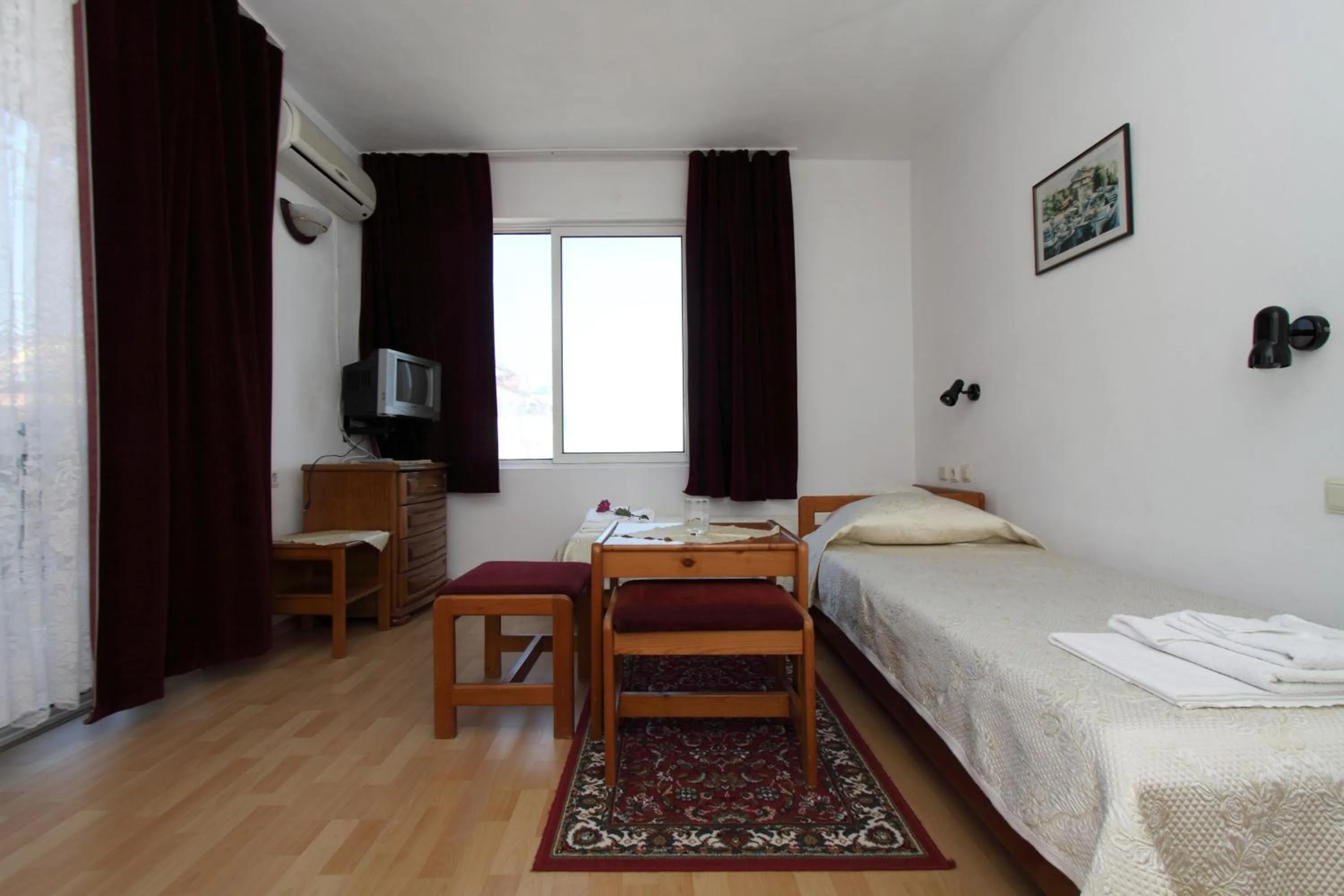 Bedroom in Family Hotel Verona