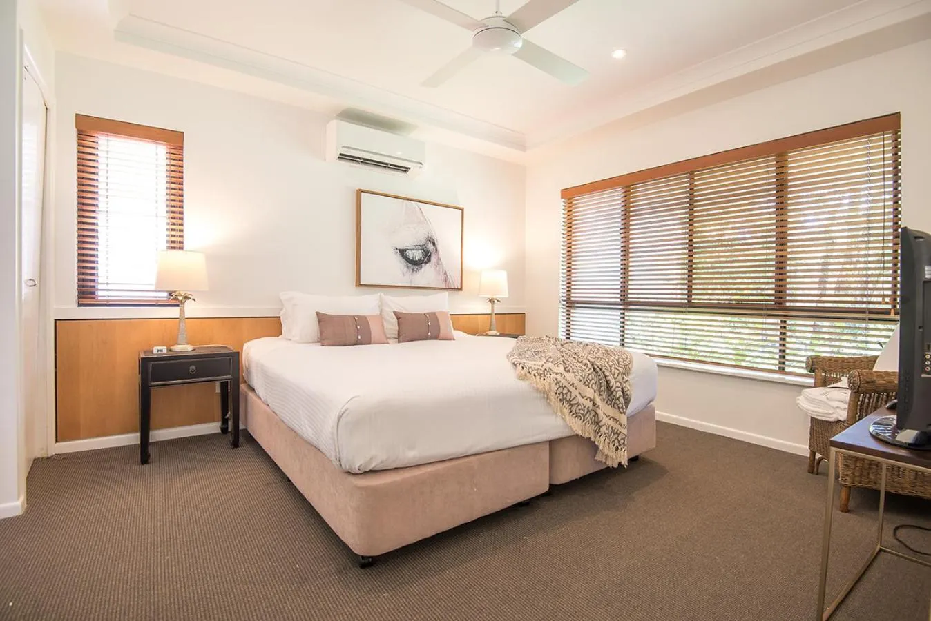 Bed in Noosa Springs Golf & Spa Resort