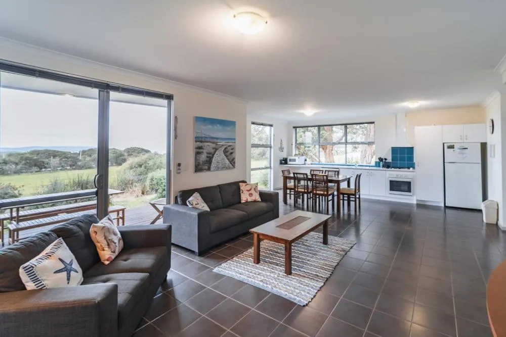 Cosy Corner Sea View Apartments