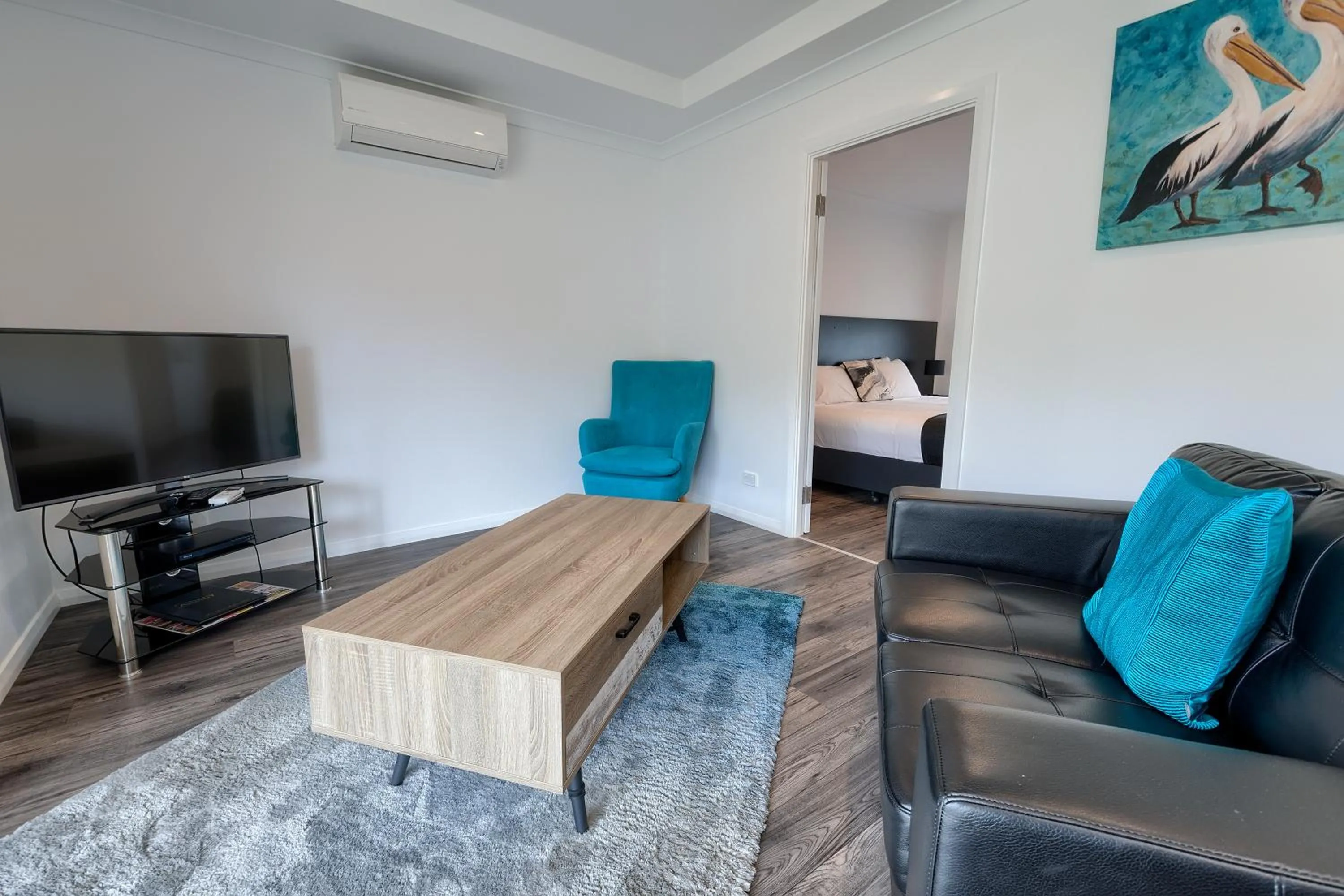 TV and multimedia in Pelicans Albany Middleton Beach