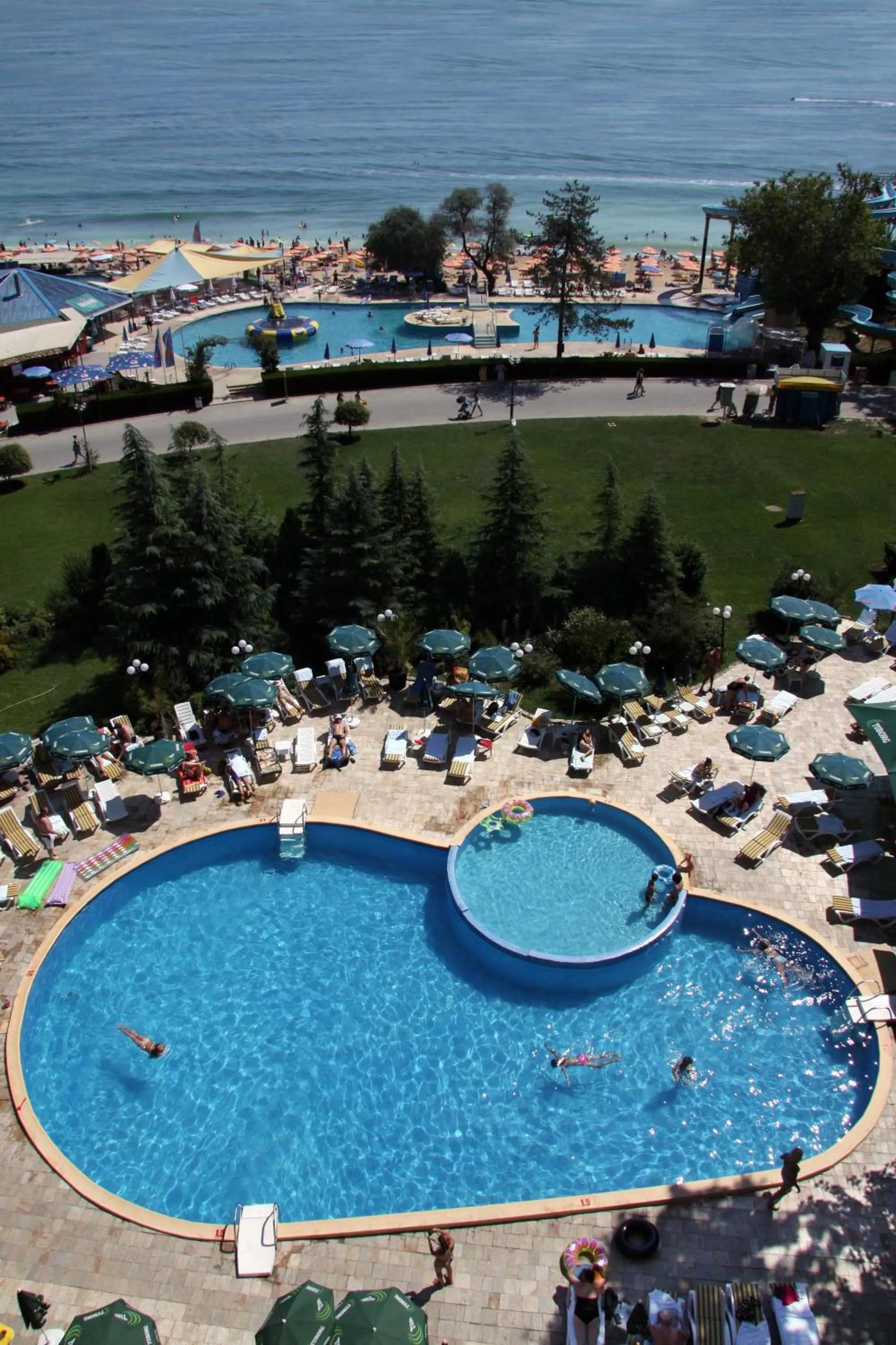 Pool view in Hotel Lilia