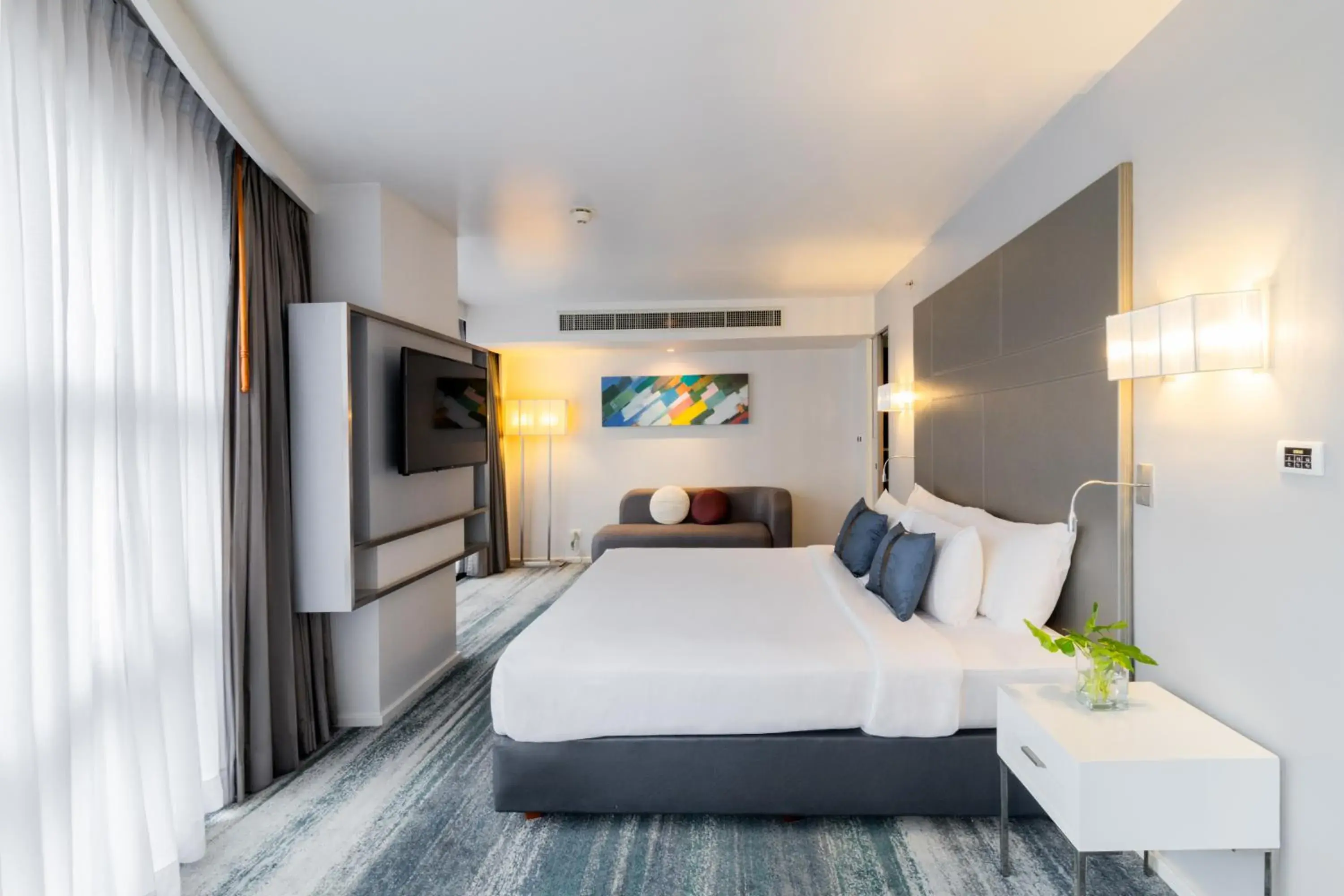 King Suite with Bath Tub - Non-Smoking in Best Western Sukhumvit 20 King Suite with Bath Tub - Non-Smoking in Best Western Sukhumvit 20