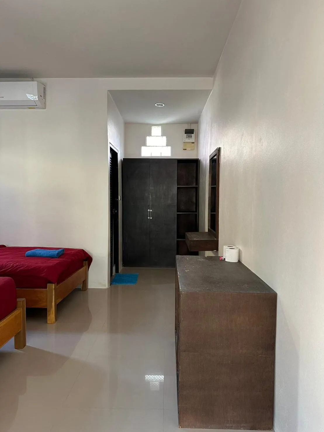 Bed in Sea Shell Beach Resort