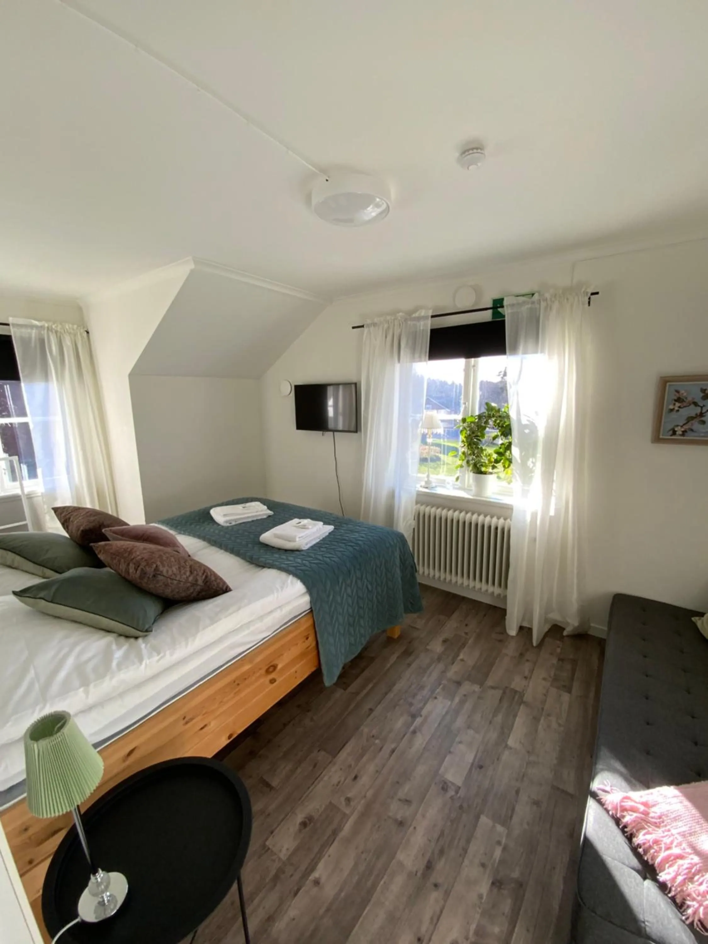 Photo of the whole room, Bed in Snöå Bruk Hotell och konferens