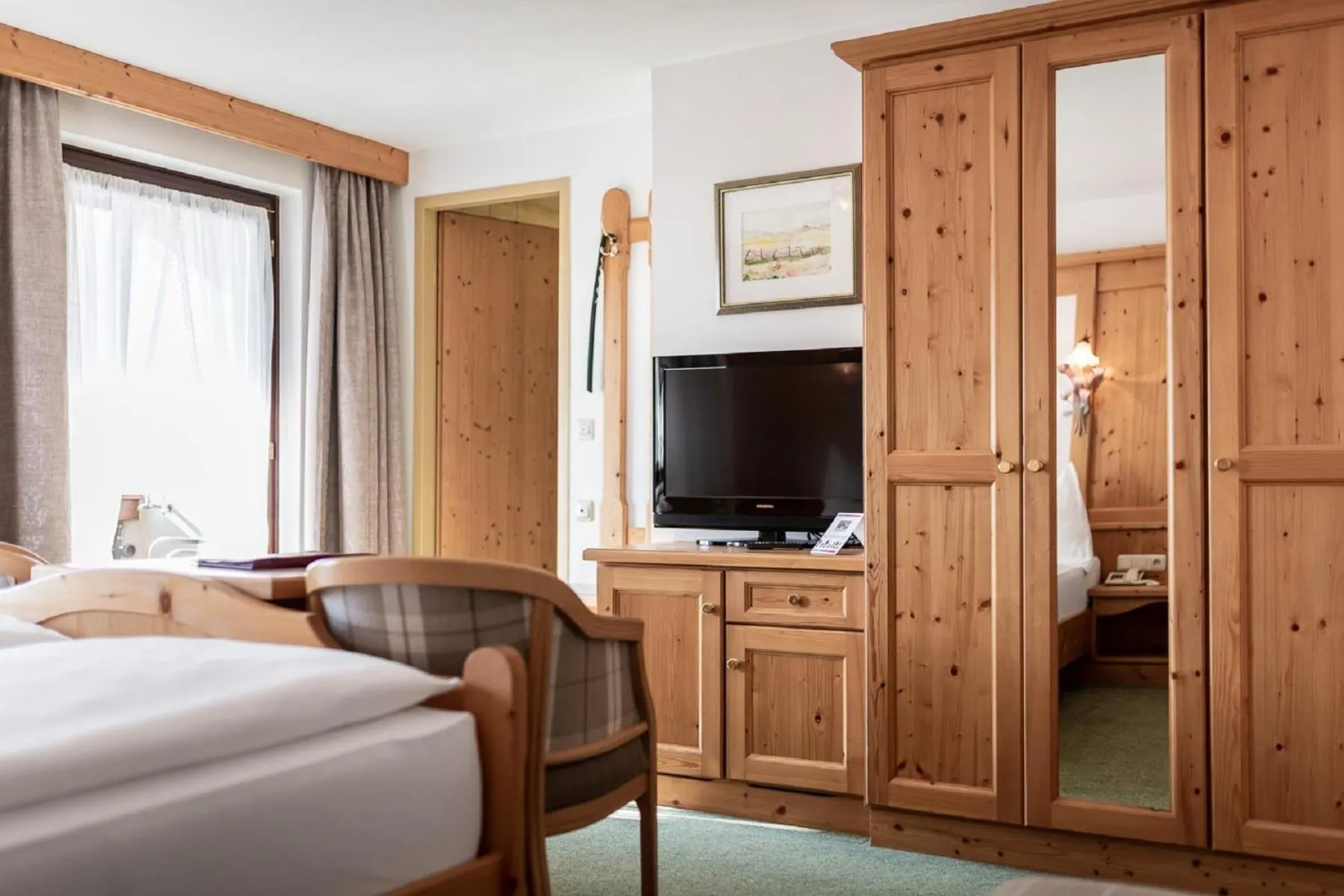 Bedroom, Bed in Hotel Alpenrose