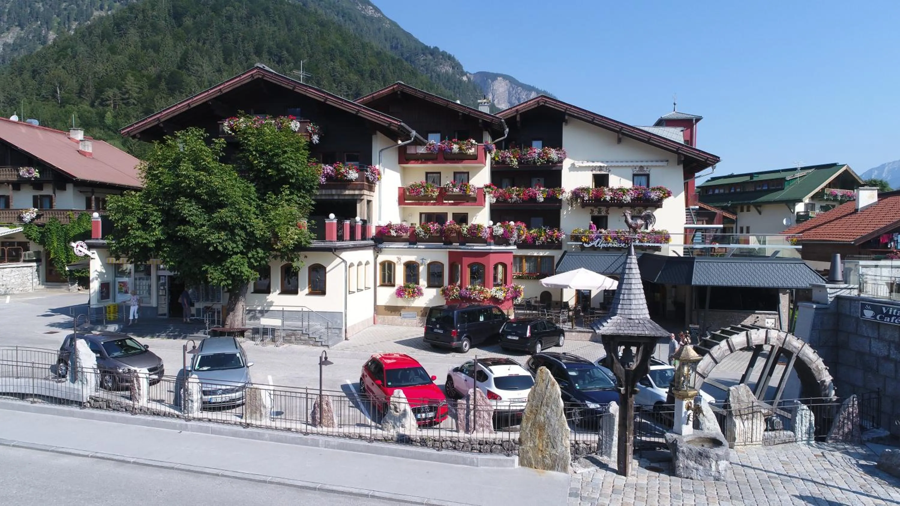 Property building in Hotel Alpenrose