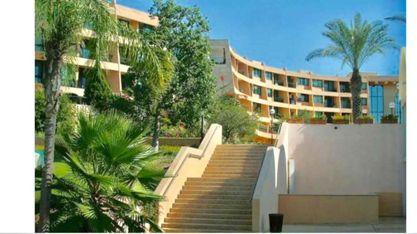 Suite Caesar - Neot Golf