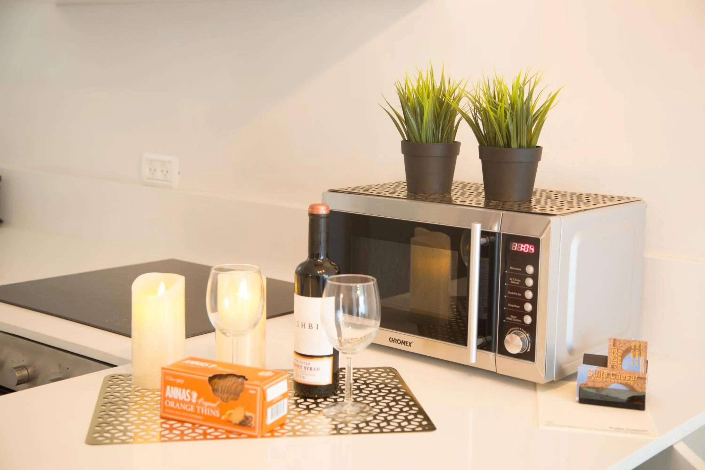 Coffee/tea facilities in Suite Caesar - Neot Golf