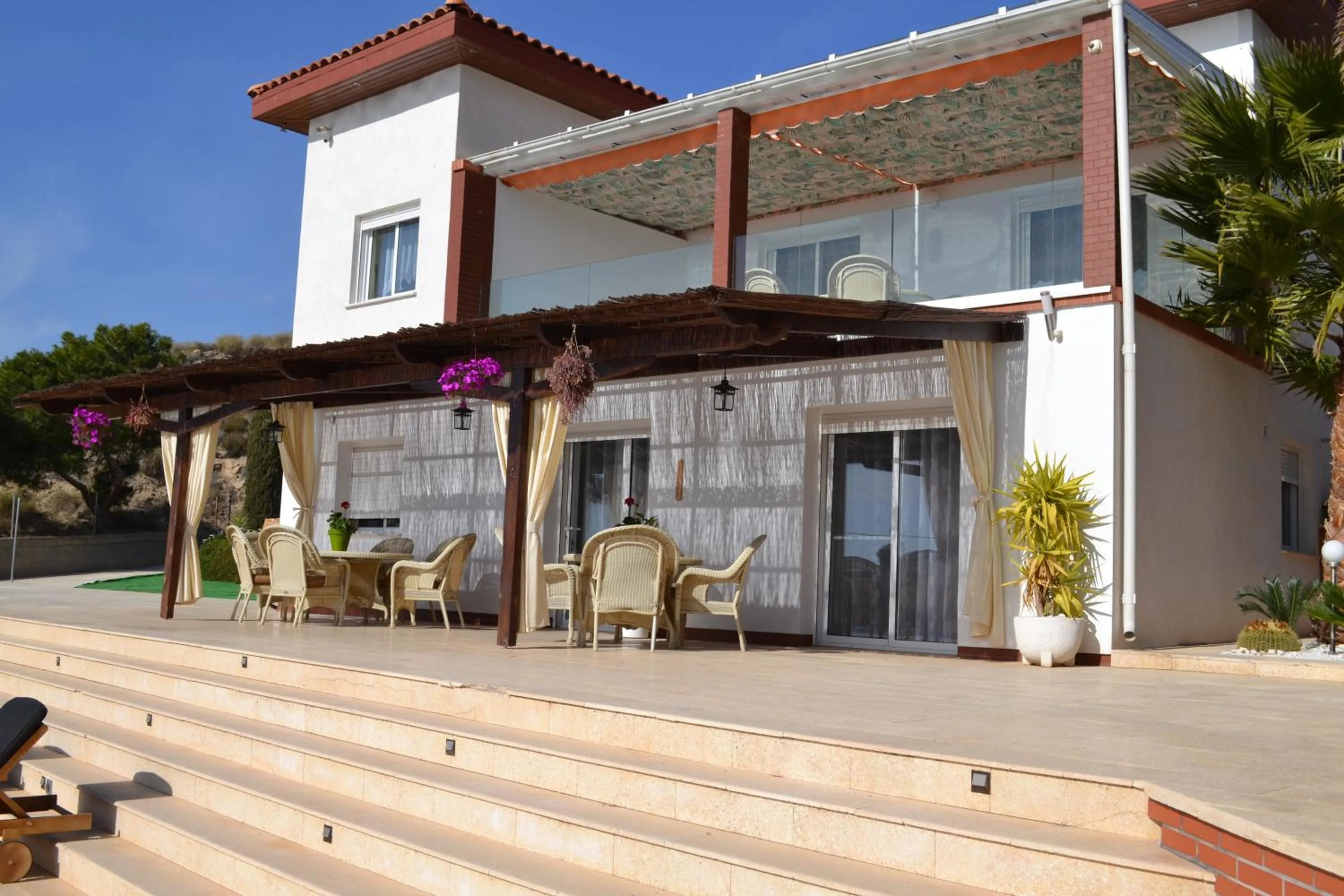 Property building in Villa Altavista El Campello, Alicante