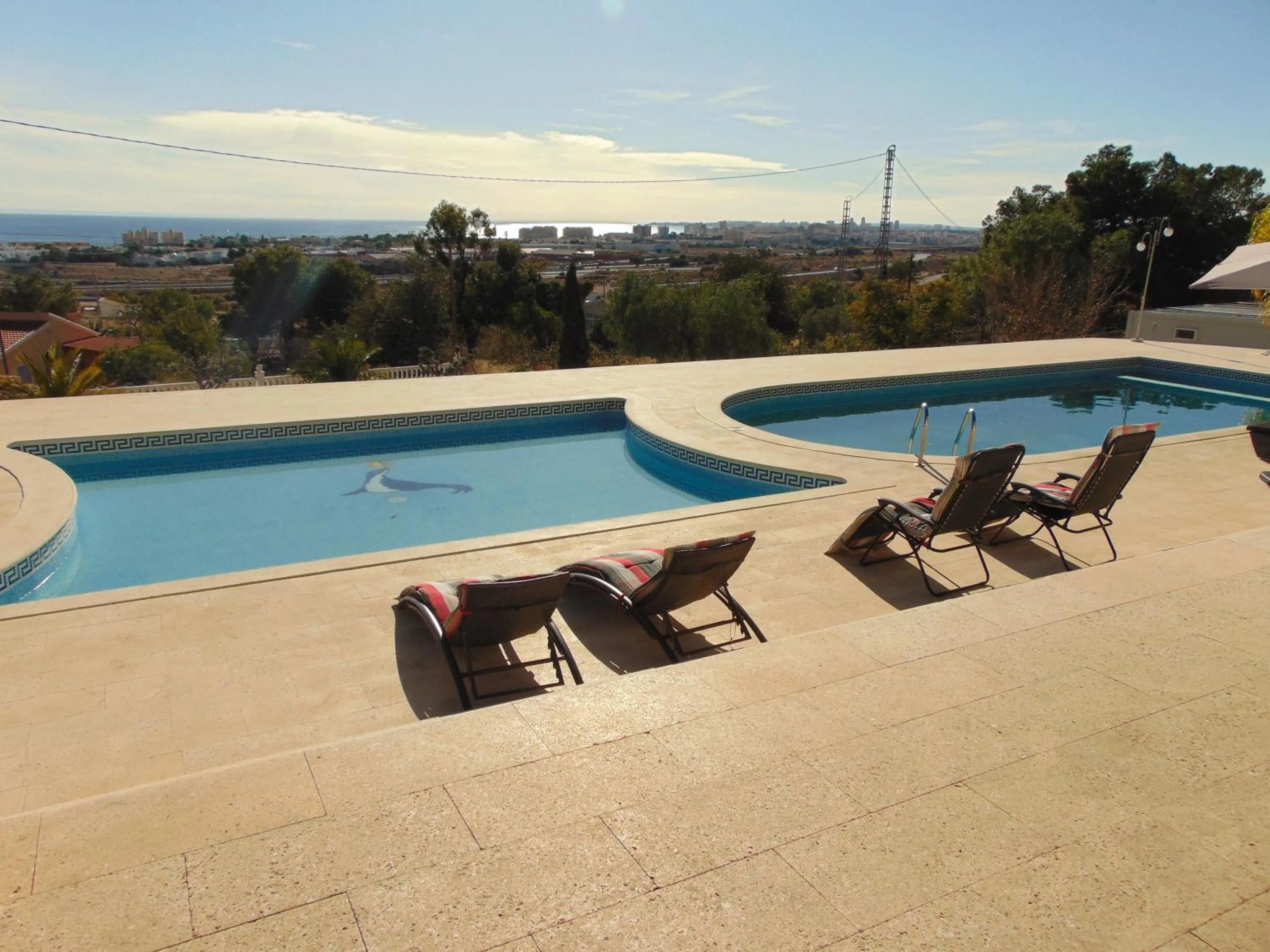 Swimming pool in Villa Altavista El Campello, Alicante