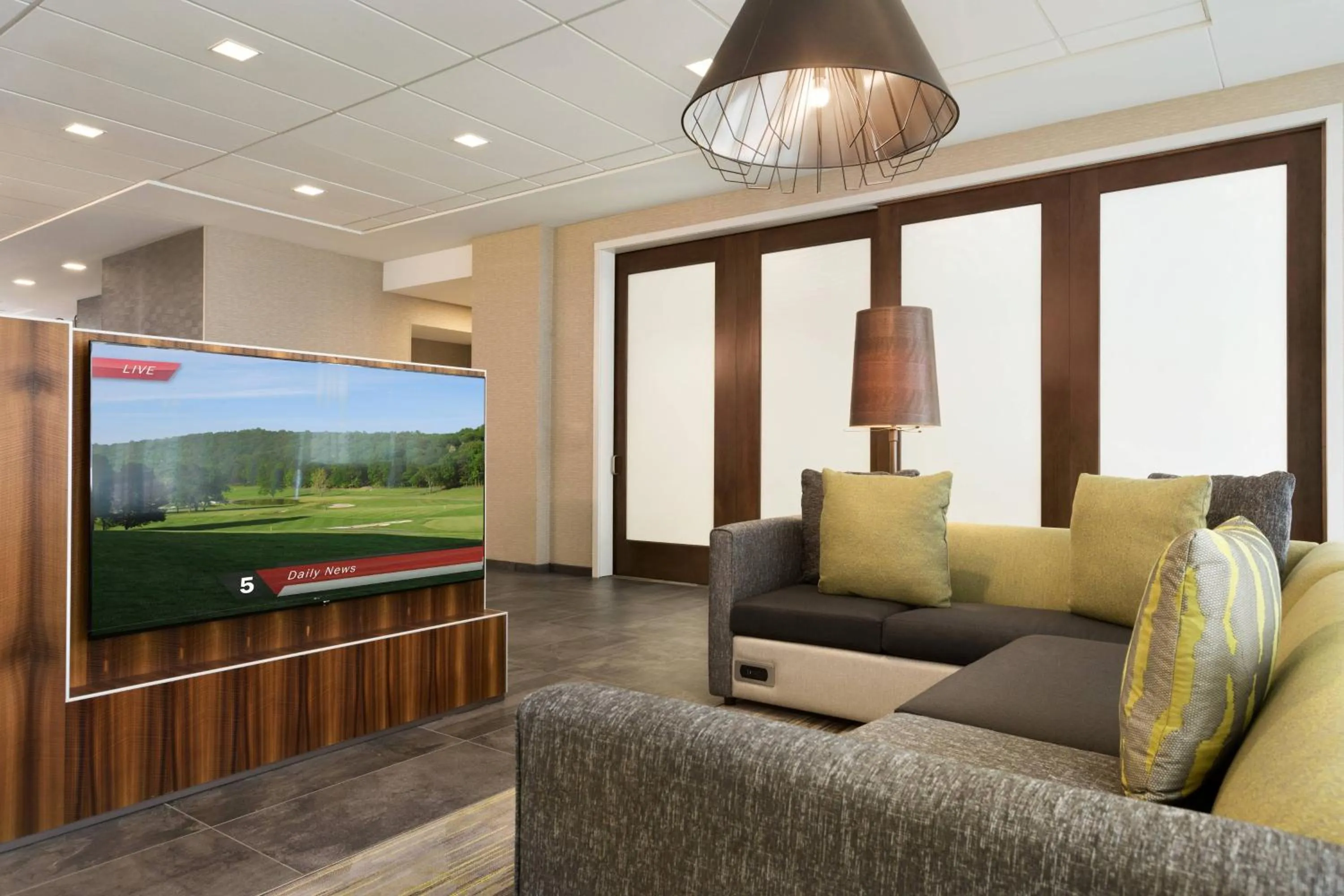 Lobby or reception in Courtyard by Marriott St Paul Woodbury