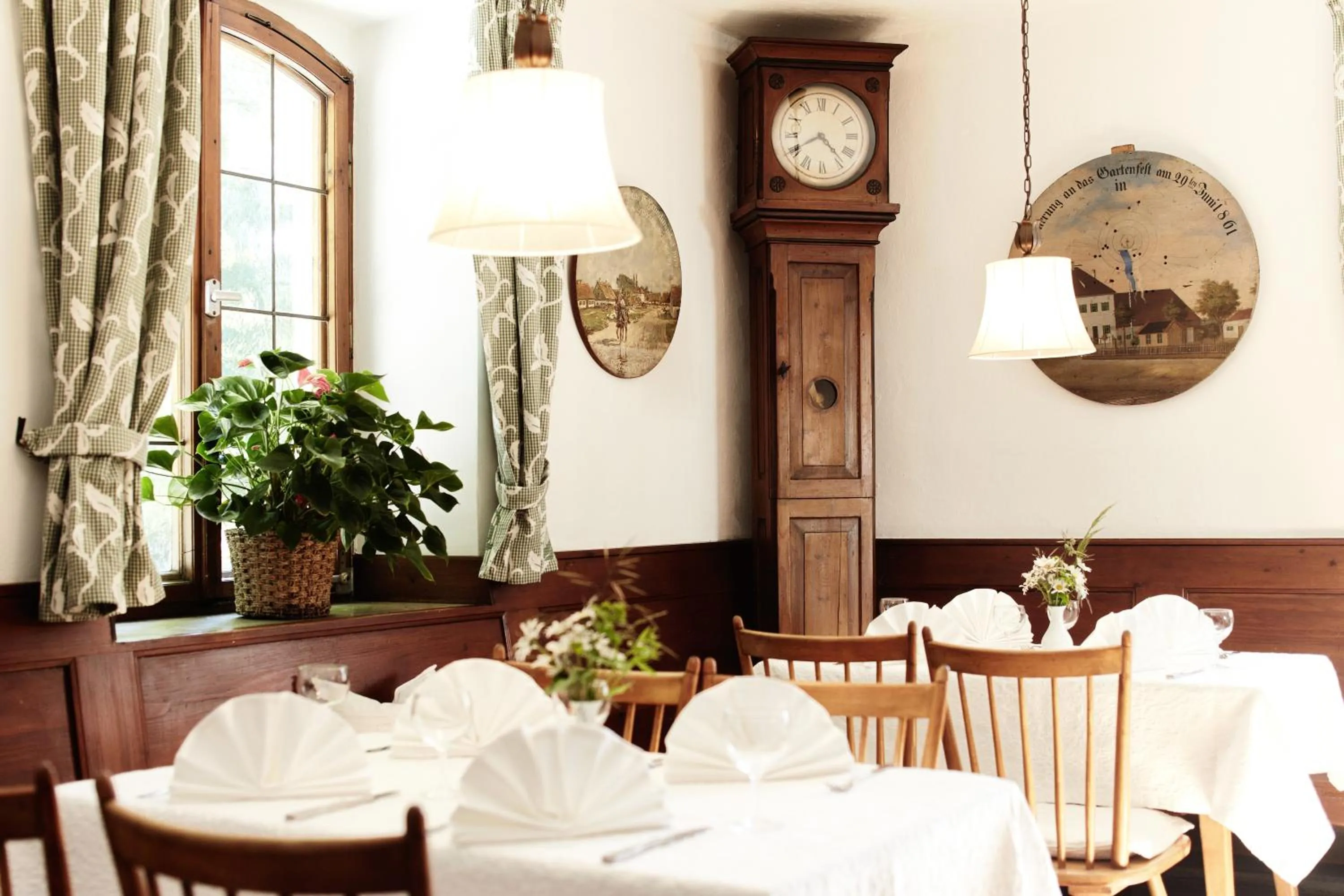 Restaurant/places to eat in Hotel Burgmeier