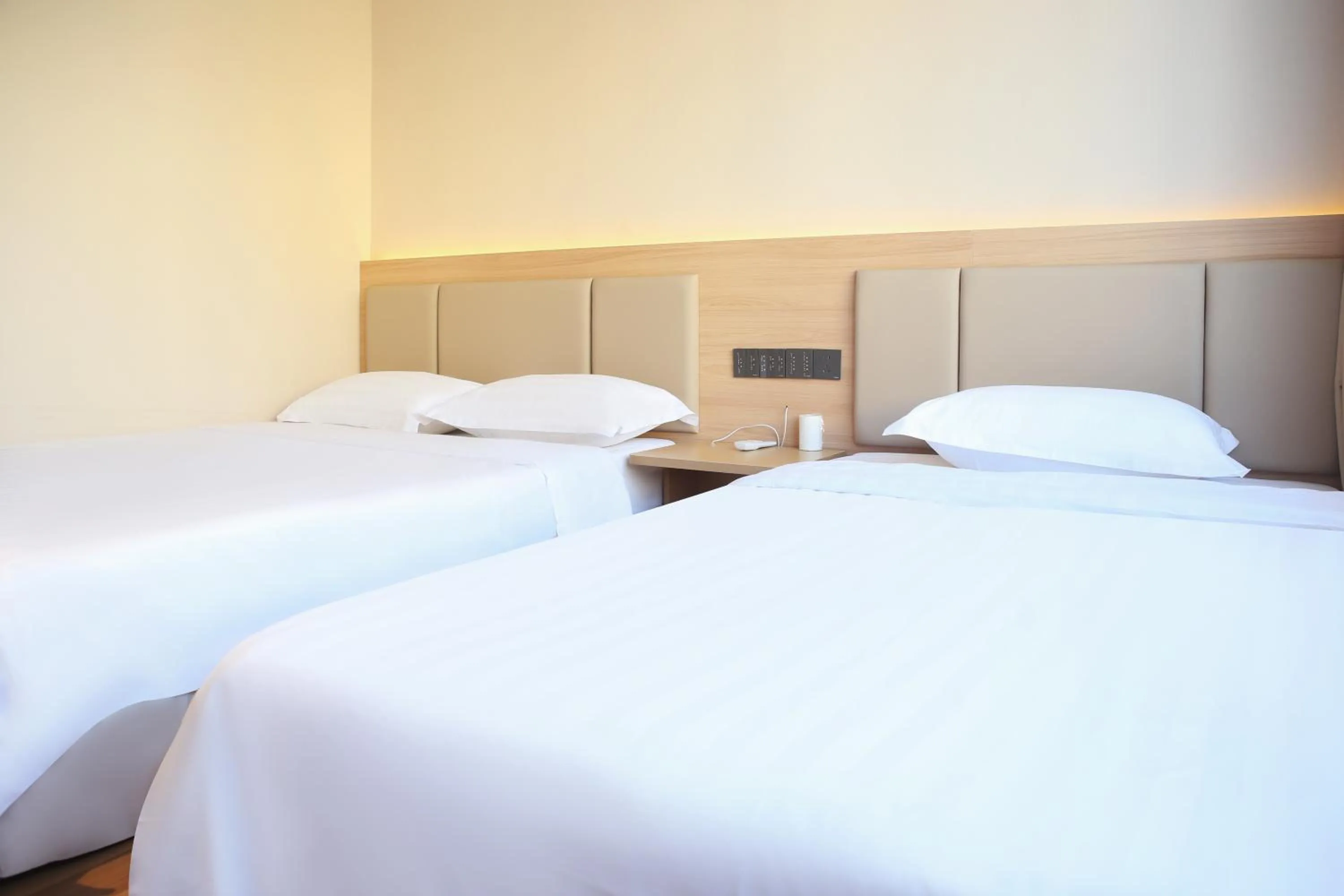 Bed in Shenzhen Green Oasis Hotel, Baoan